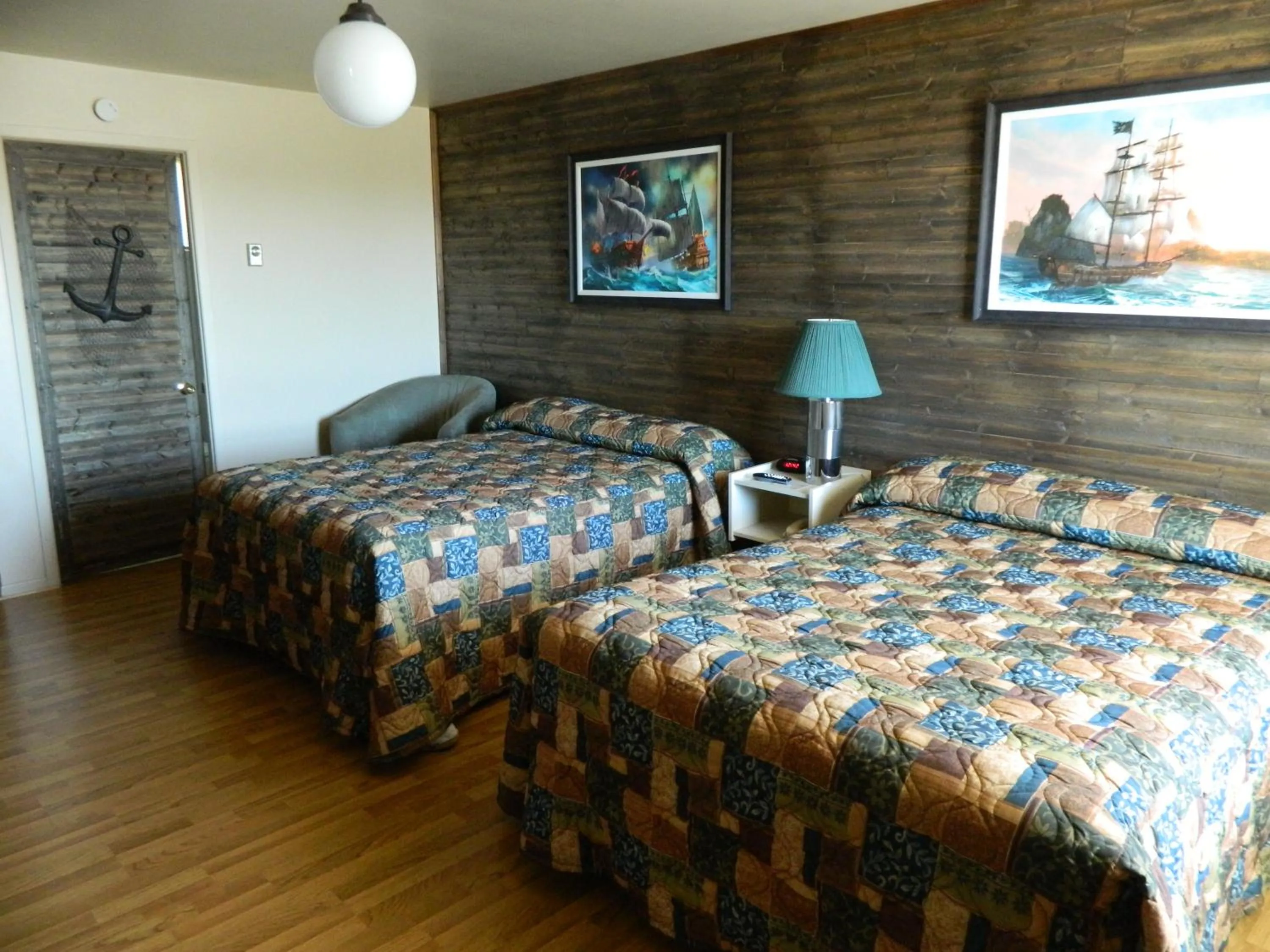 Bed in Le Pirate Motel et Camping
