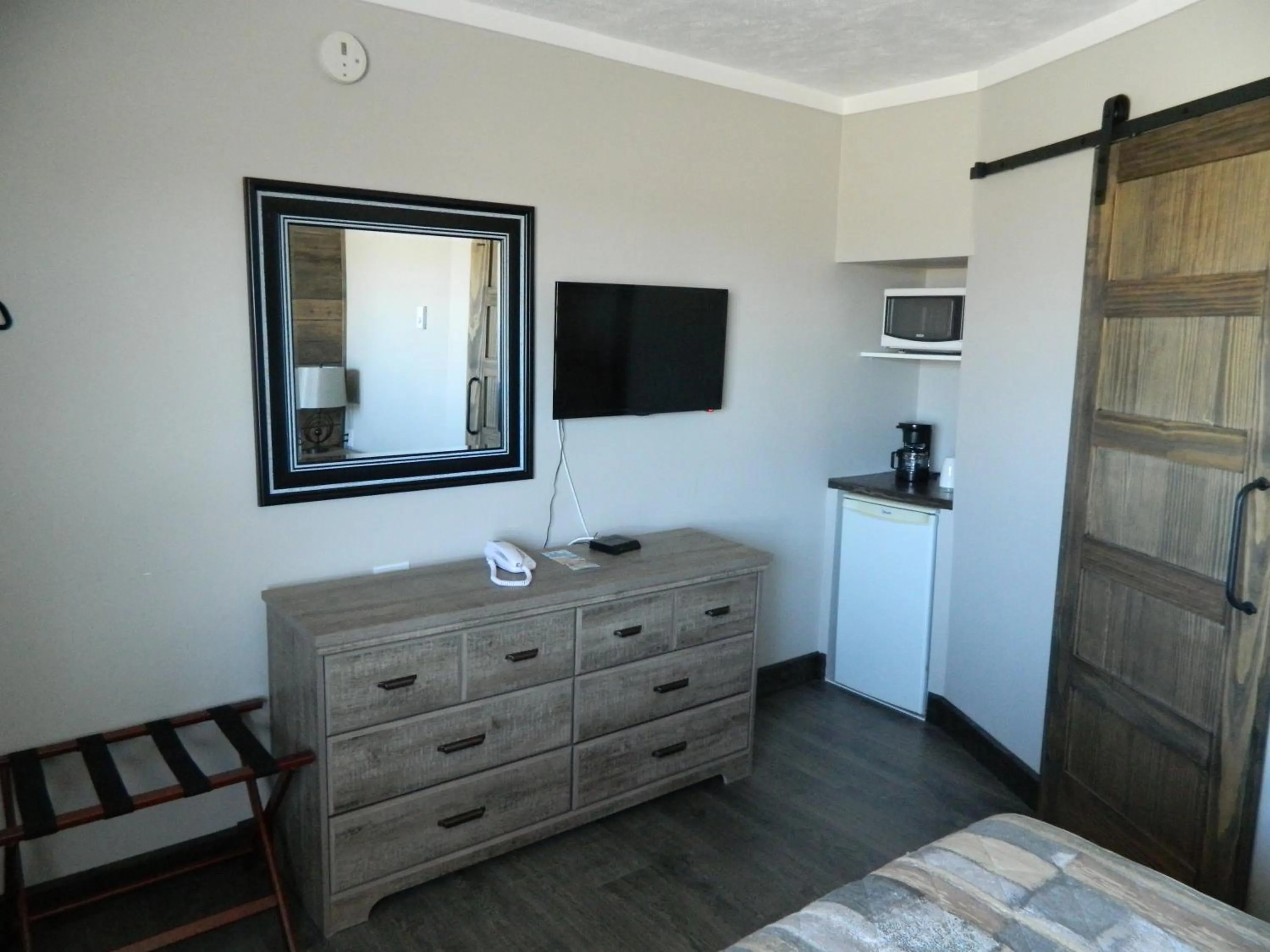 Bed in Le Pirate Motel et Camping