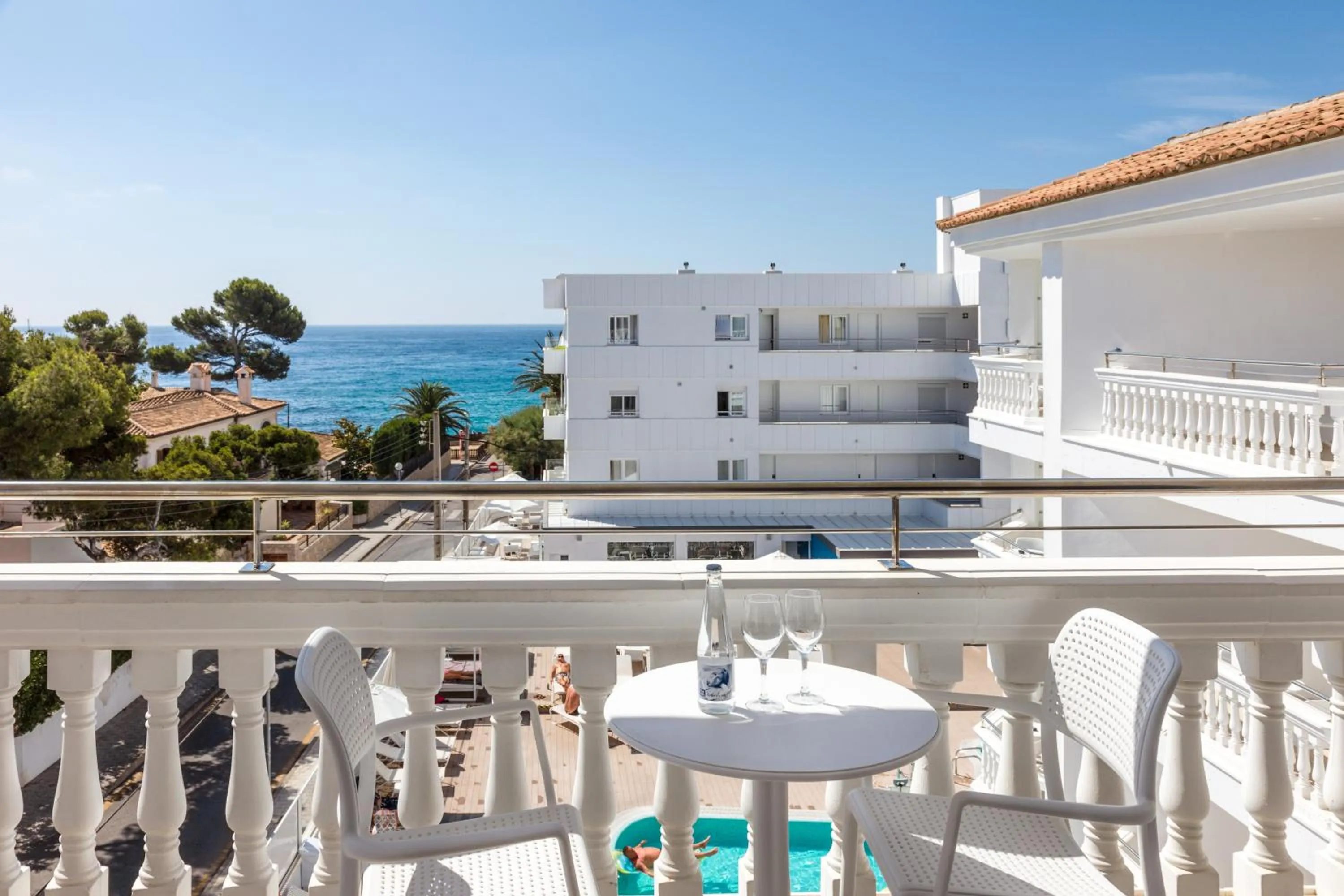 Balcony/Terrace in Welikehotel Triton Beach