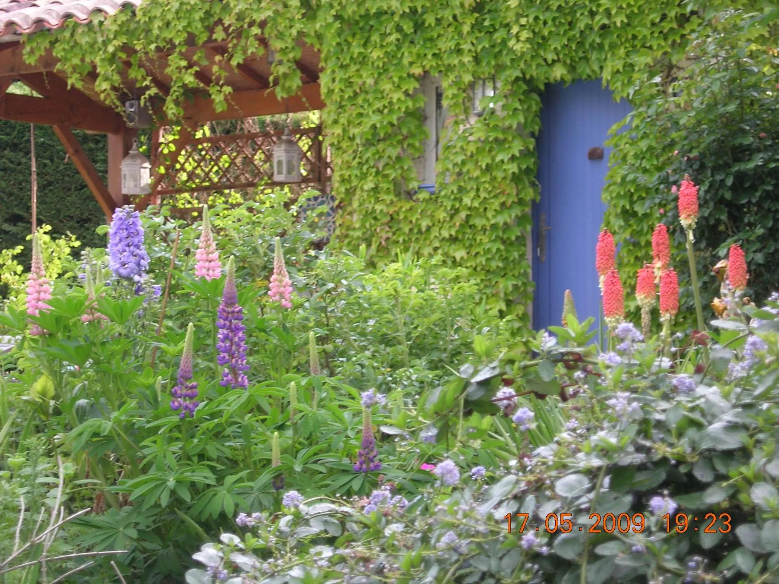 Property building in Le Colombier