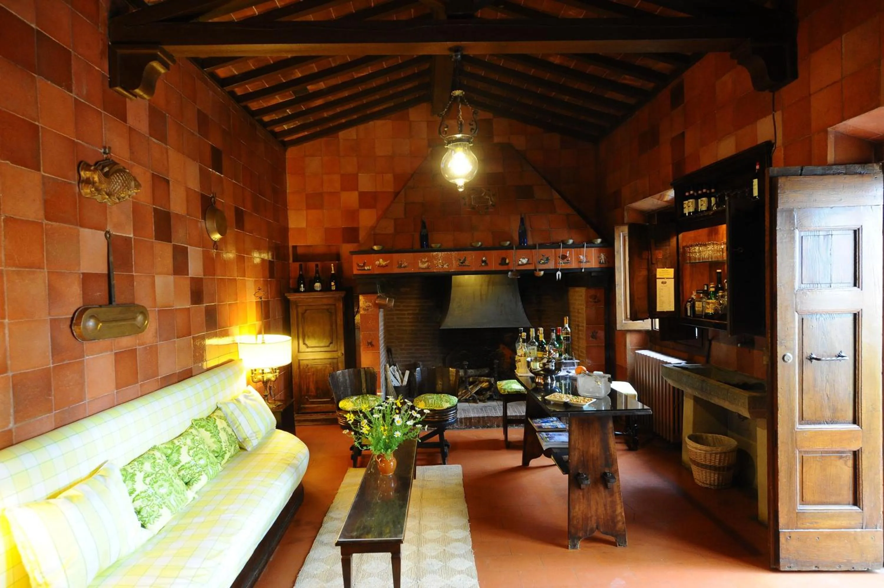 Lounge or bar in Villa Le Barone