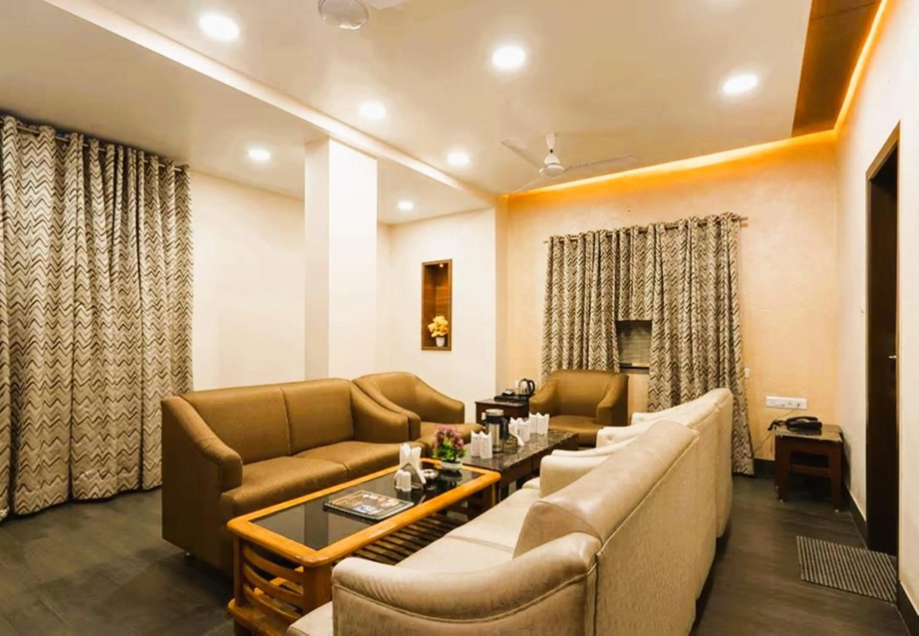 Seating area in Hotel Manas Continental Gorakhpur