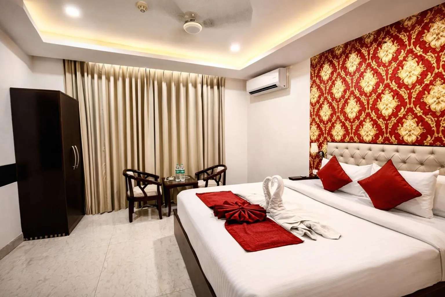 Bed in Hotel Lycoris