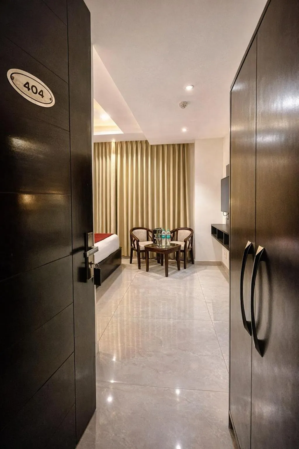 Bed in Hotel Lycoris