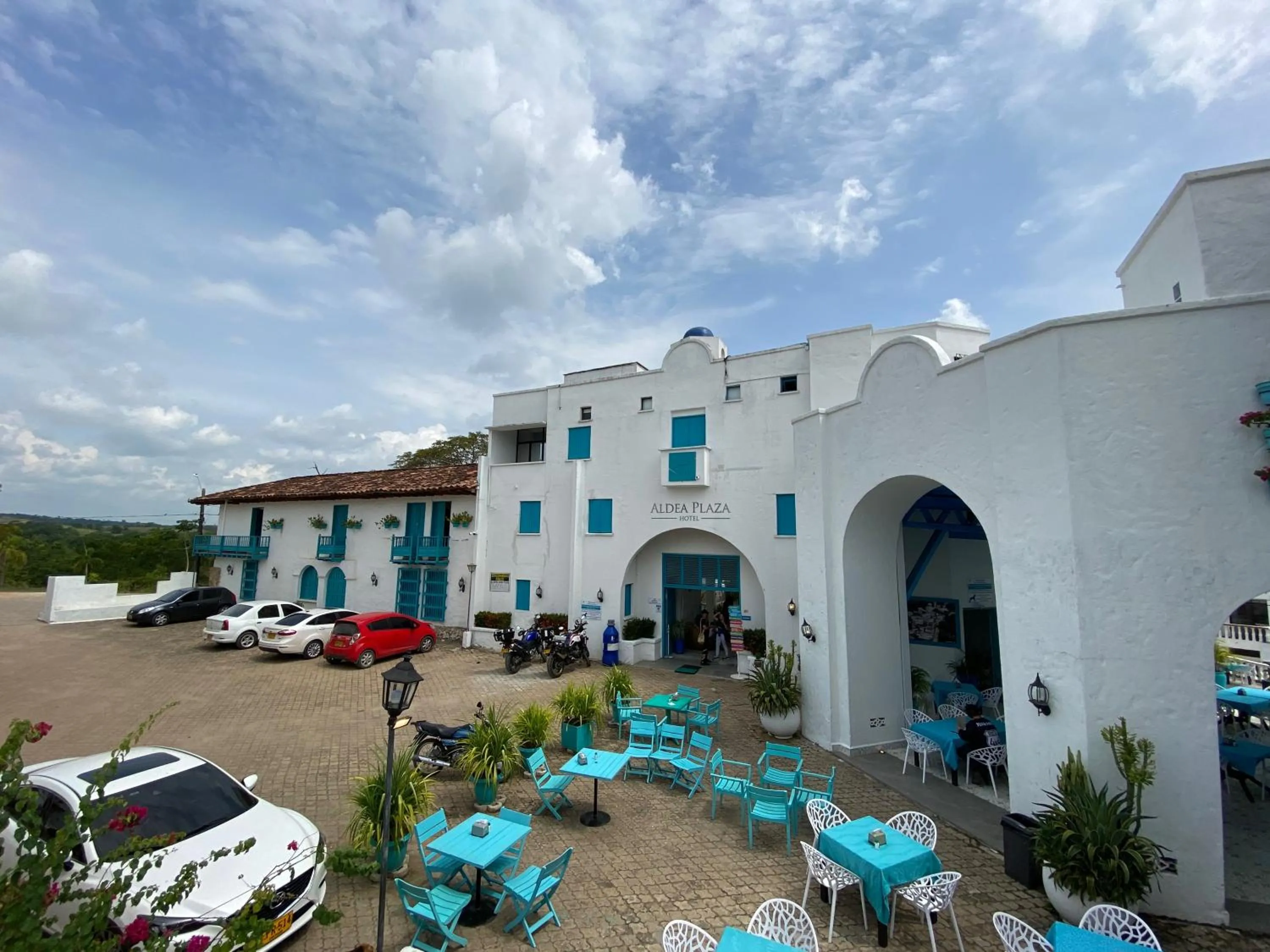 Restaurant/places to eat in Hotel Aldea Plaza