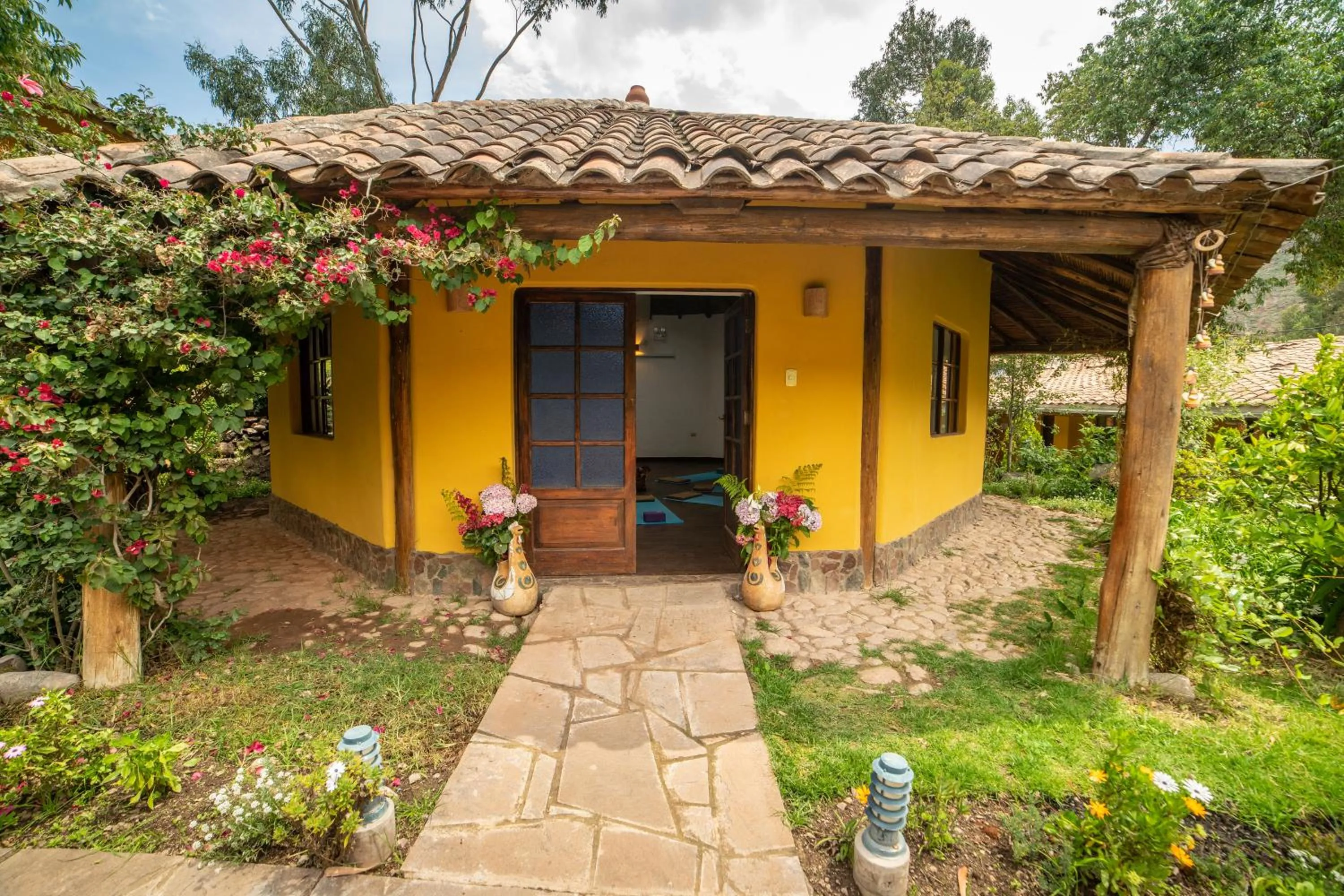 Property building in Andean Wings Valley
