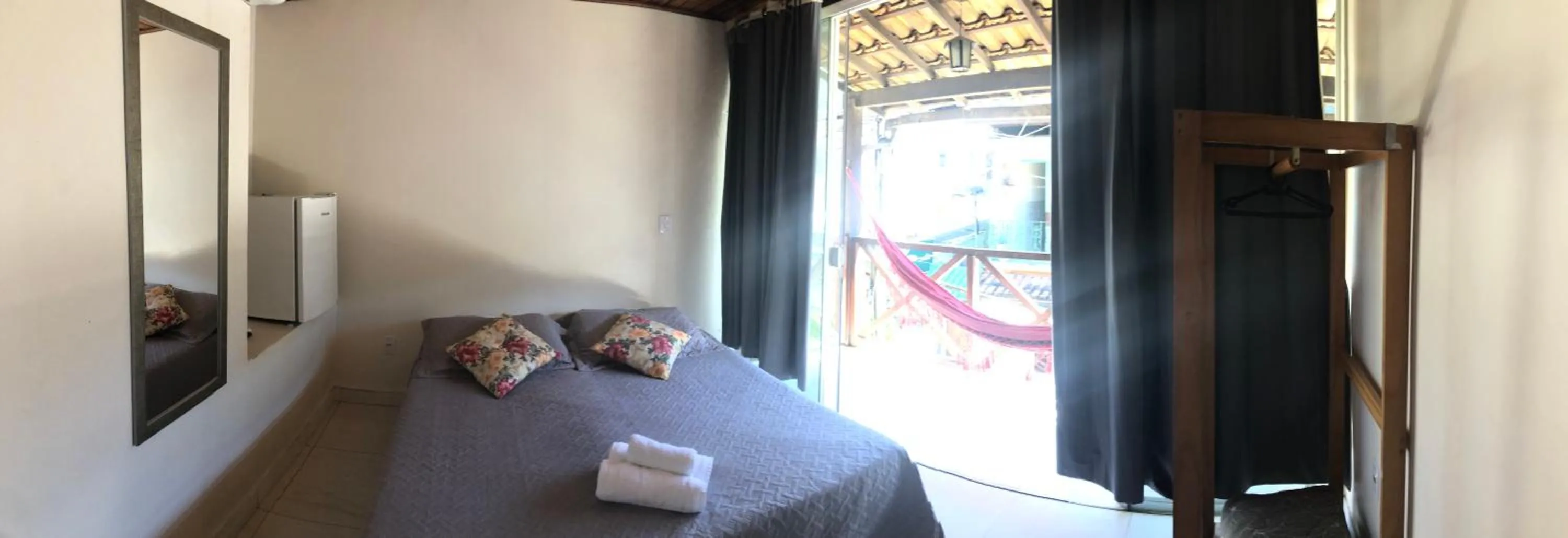 Photo of the whole room, Bed in Porto do Sol Suítes