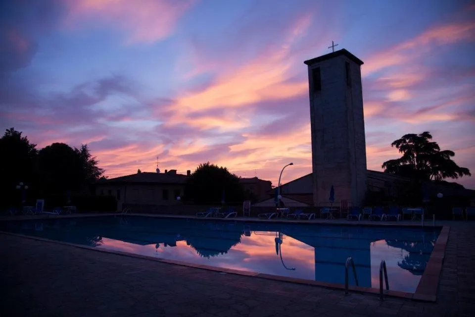 Swimming pool in Albergo Di Murlo