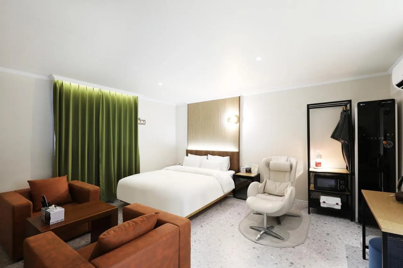 Photo of the whole room, Bed in Casa Incanto