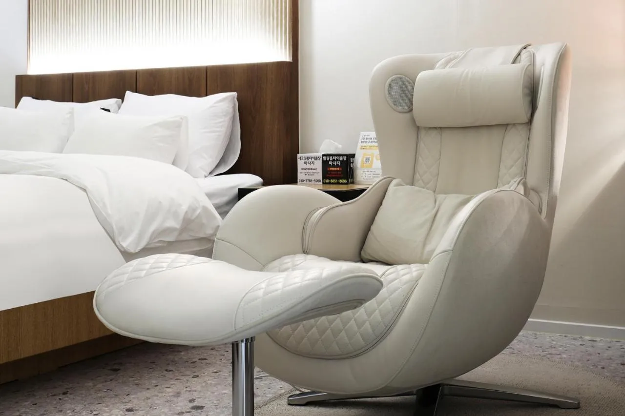 Seating area, Bed in Casa Incanto