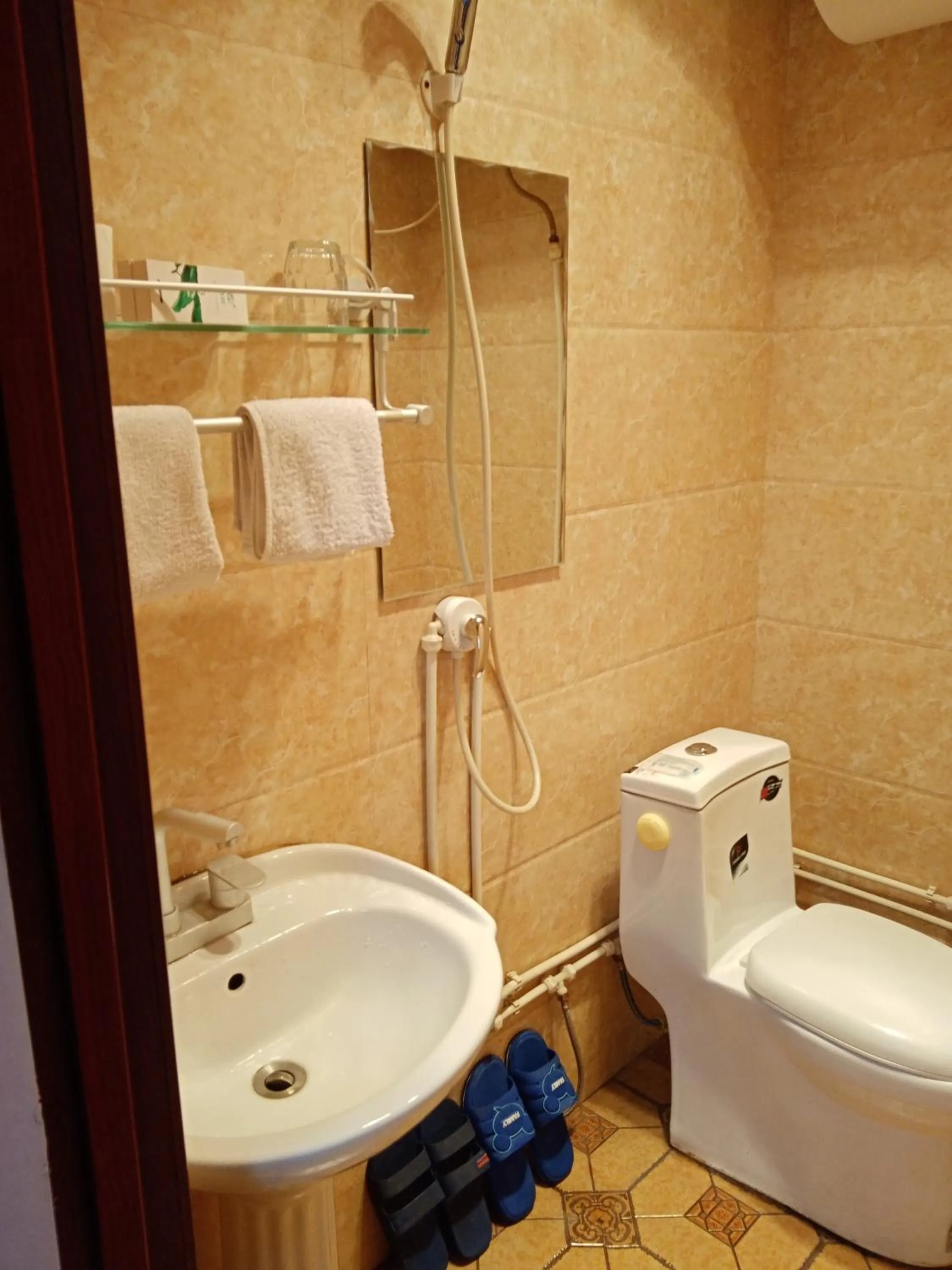 Pingyao Yan Family Homestay