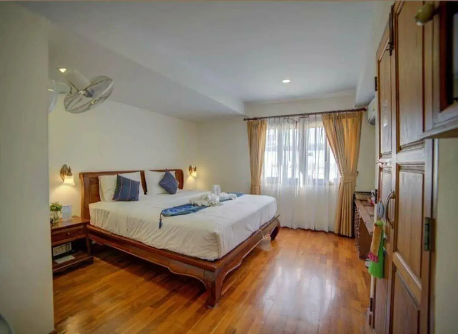 Bed in Rustic River Boutique Bed in Rustic River Boutique