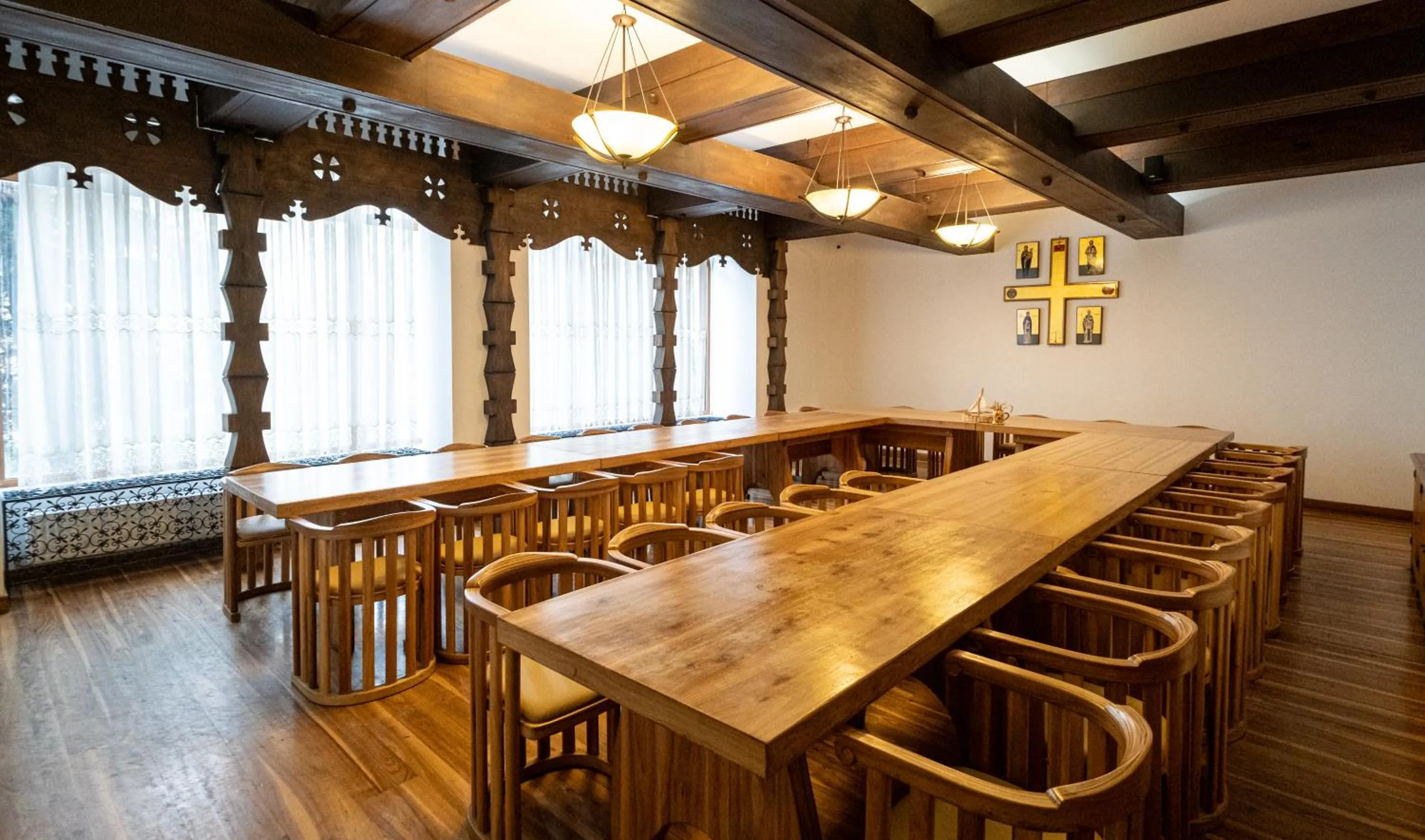 Restaurant/places to eat in Casa de Oaspeți Sfântul Nicolae