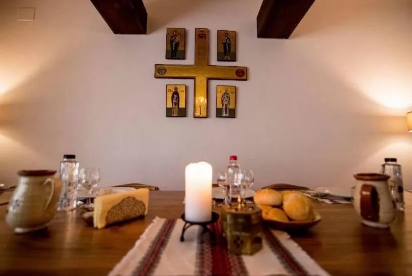 Breakfast in Casa de Oaspeți Sfântul Nicolae