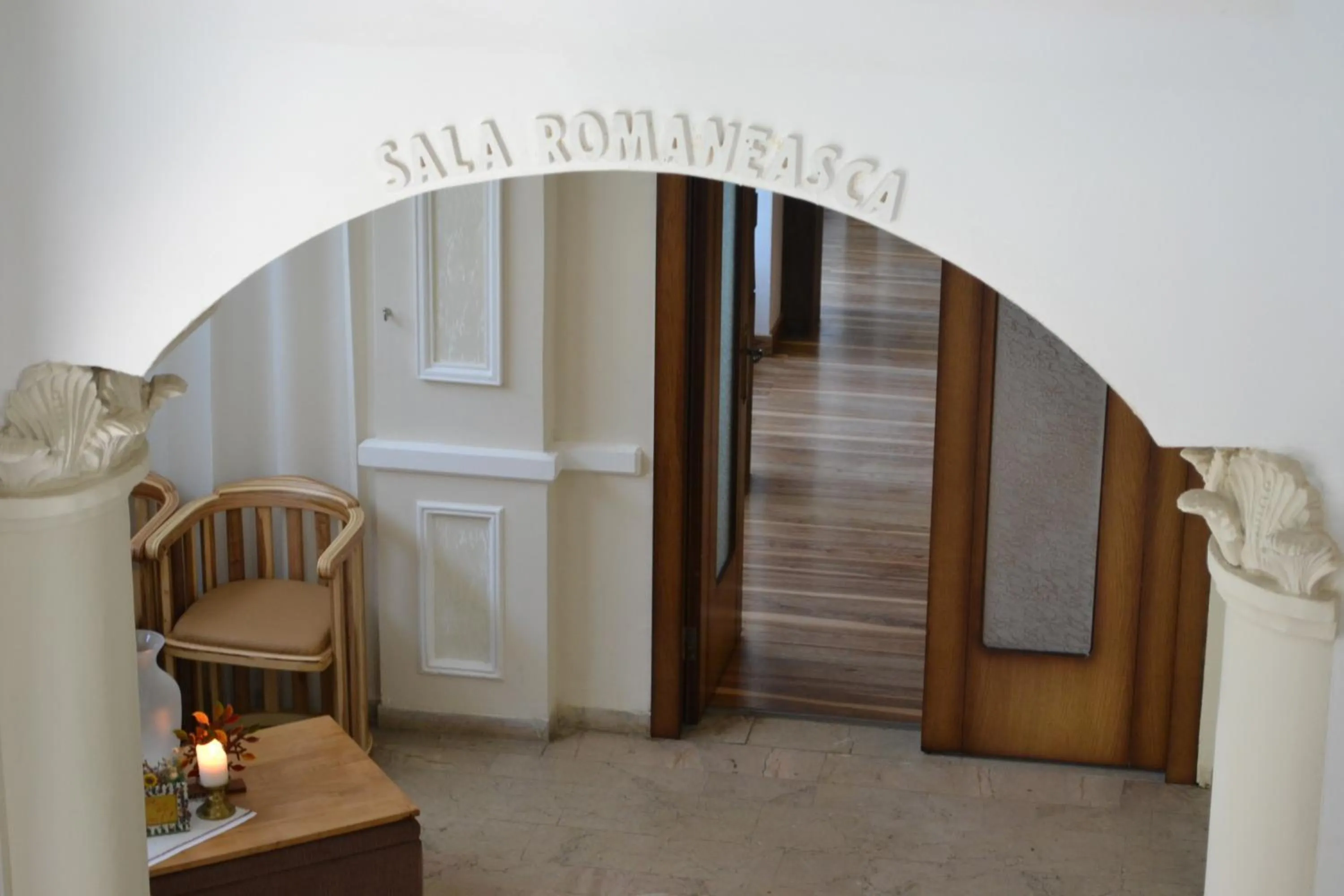 Decorative detail in Casa de Oaspeți Sfântul Nicolae