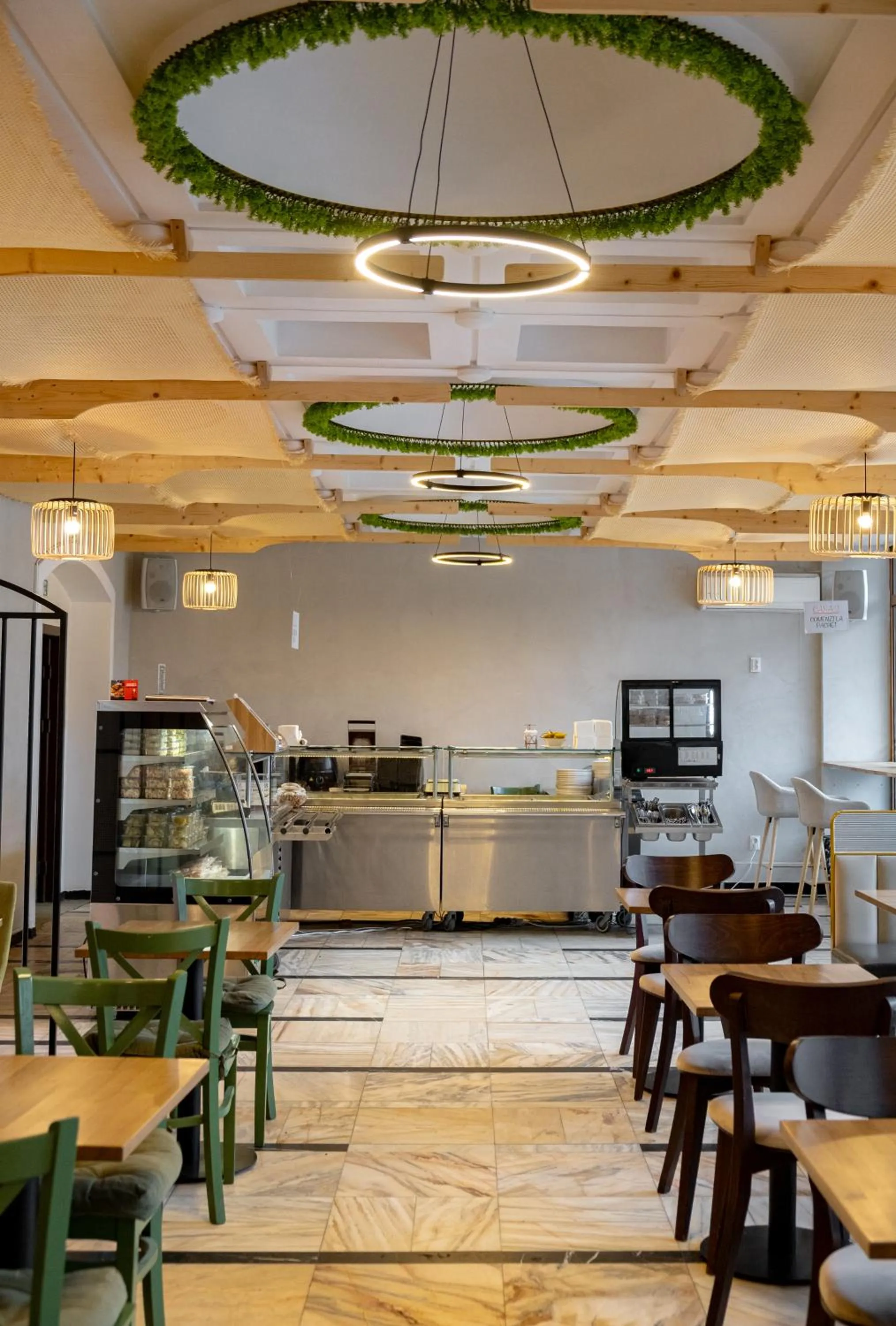 Restaurant/places to eat in Casa de Oaspeți Sfântul Nicolae