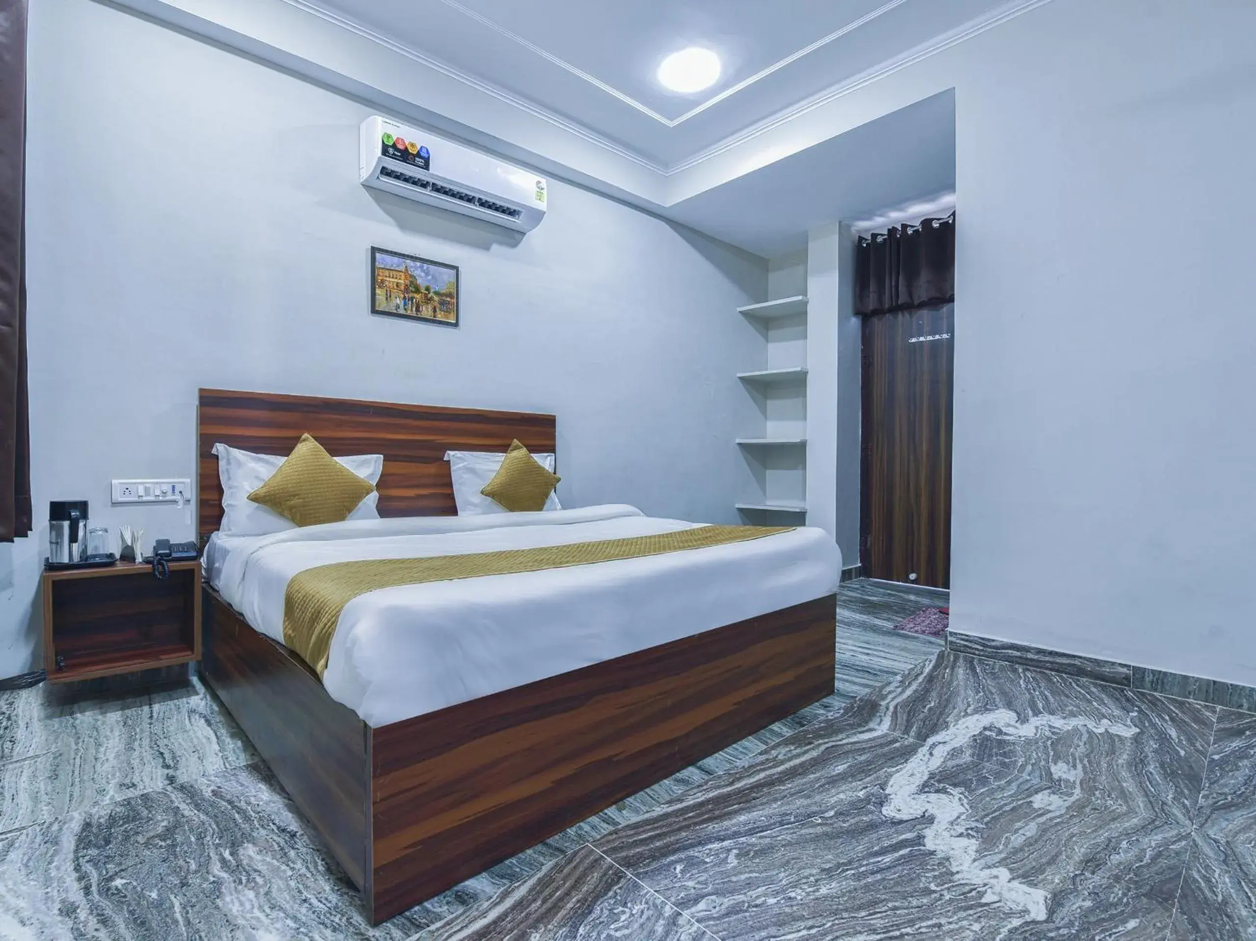 Hotel Shiv Kalpana Hotel Shiv Kalpana