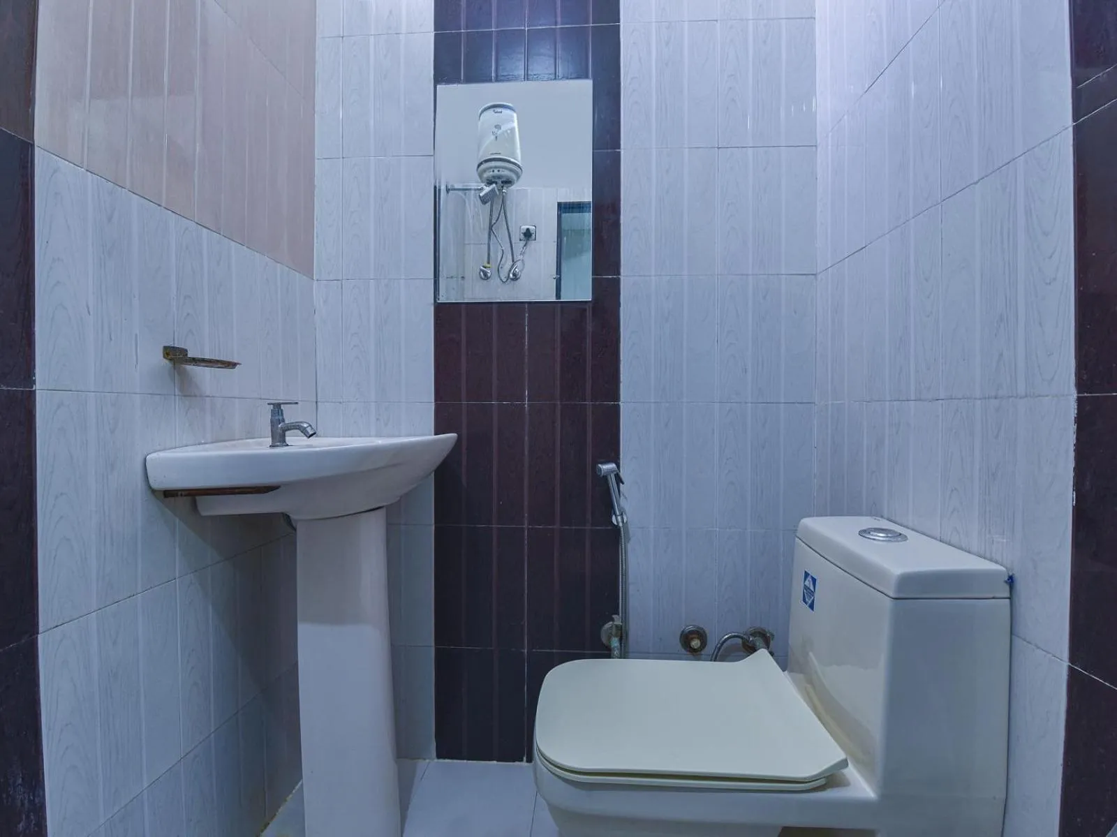 Double Room in Hotel Shiv Kalpana