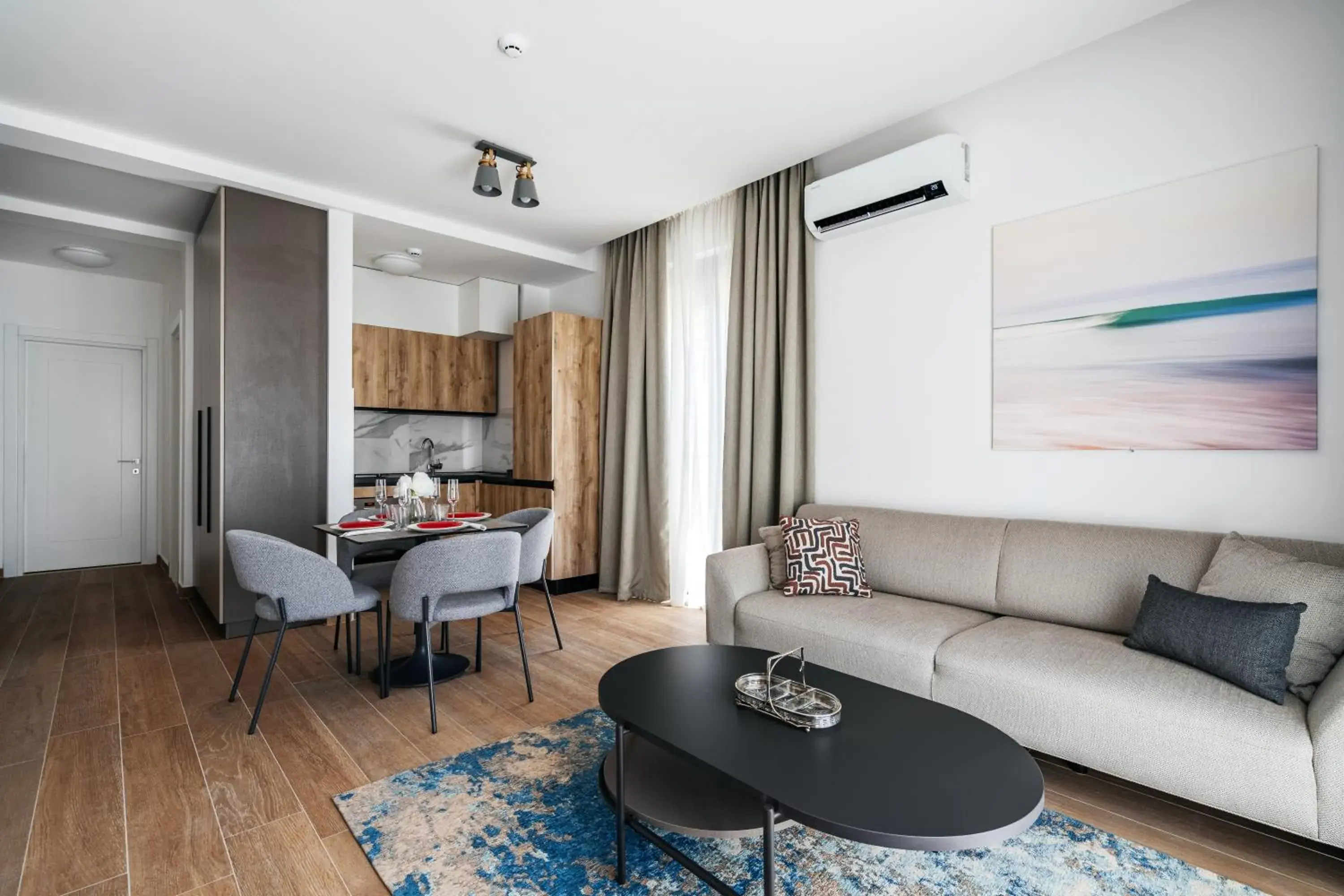 One-Bedroom Apartment with Sea View and Balcony in Risan Bay One-Bedroom Apartment with Sea View and Balcony in Risan Bay