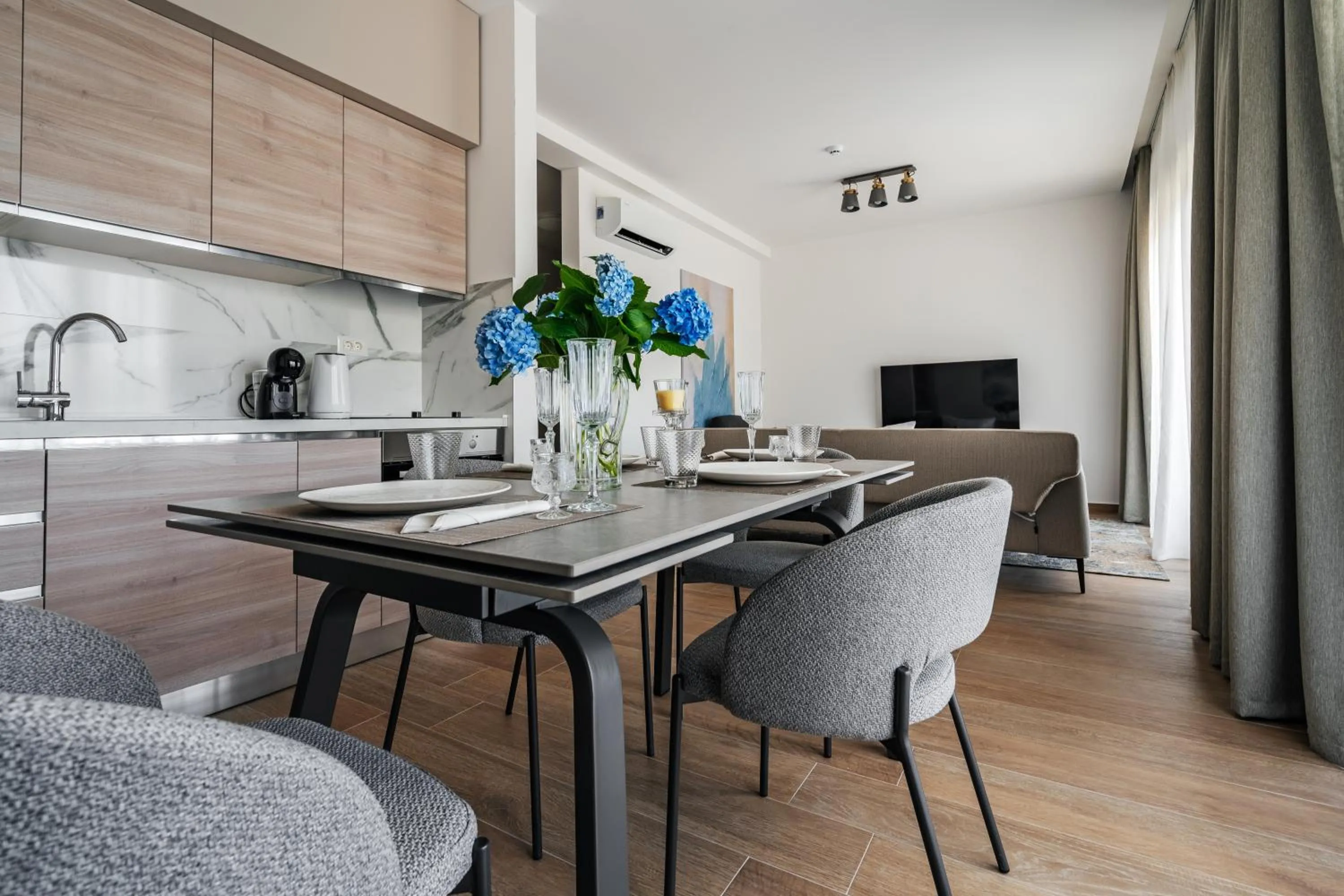 Kitchen or kitchenette in Risan Bay
