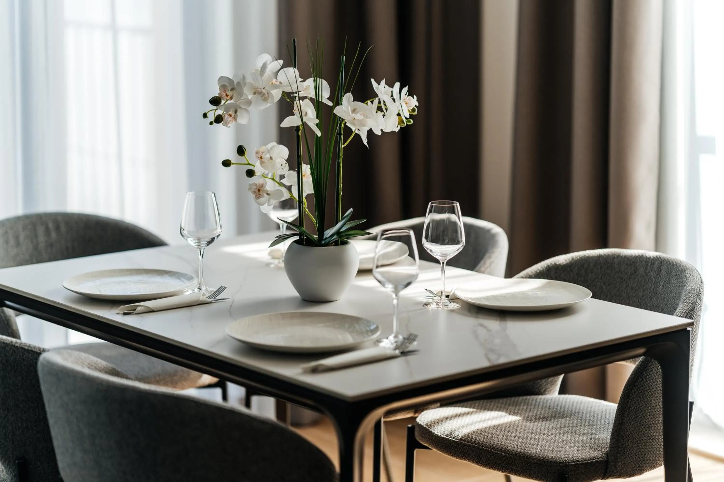 Dining area in Risan Bay