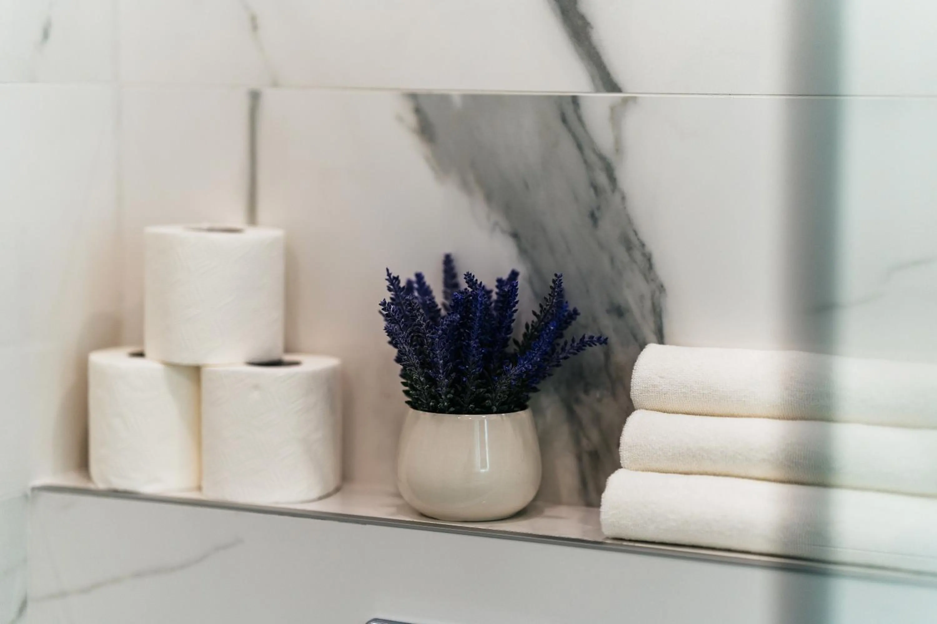 towels in Risan Bay