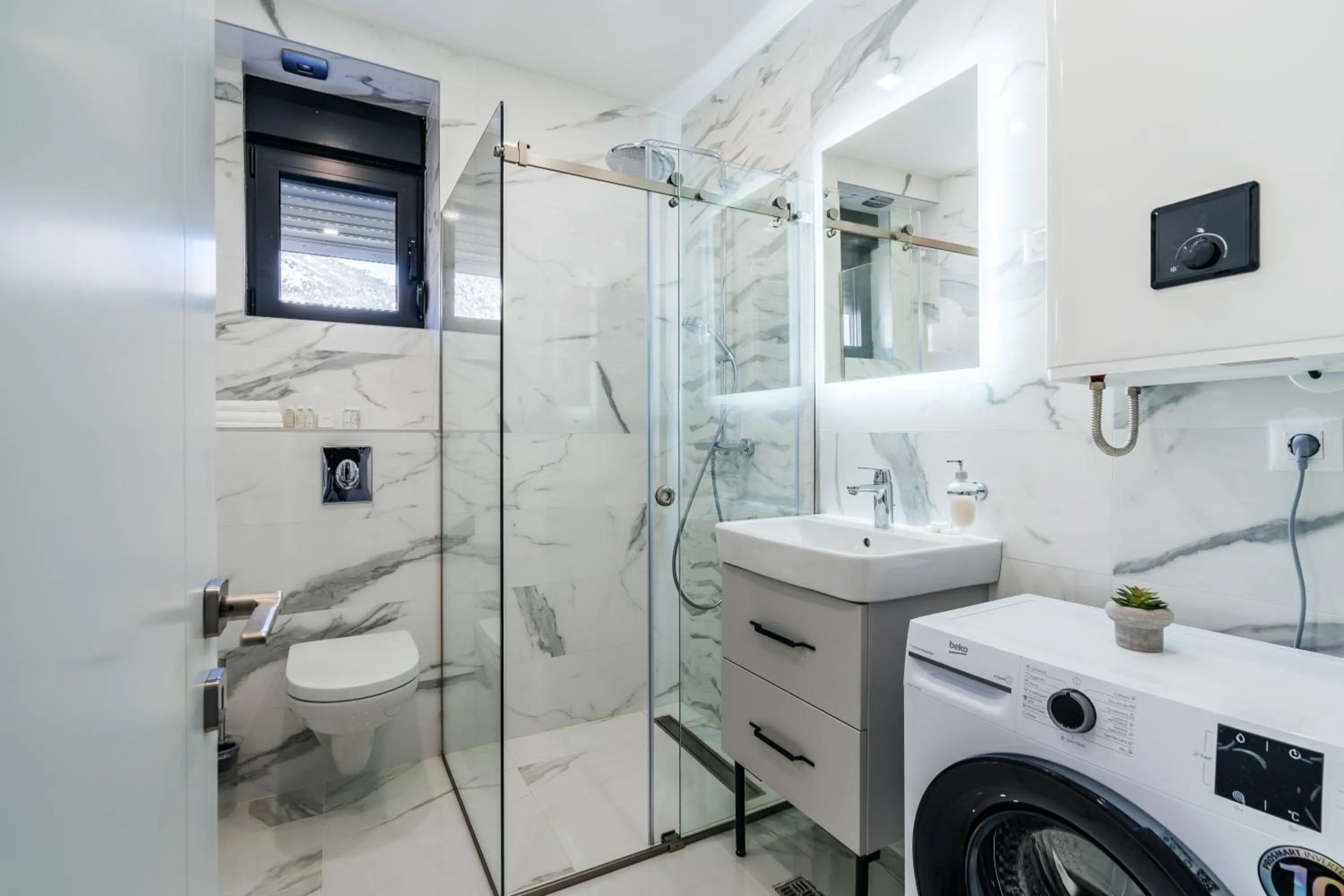 Shower in Risan Bay