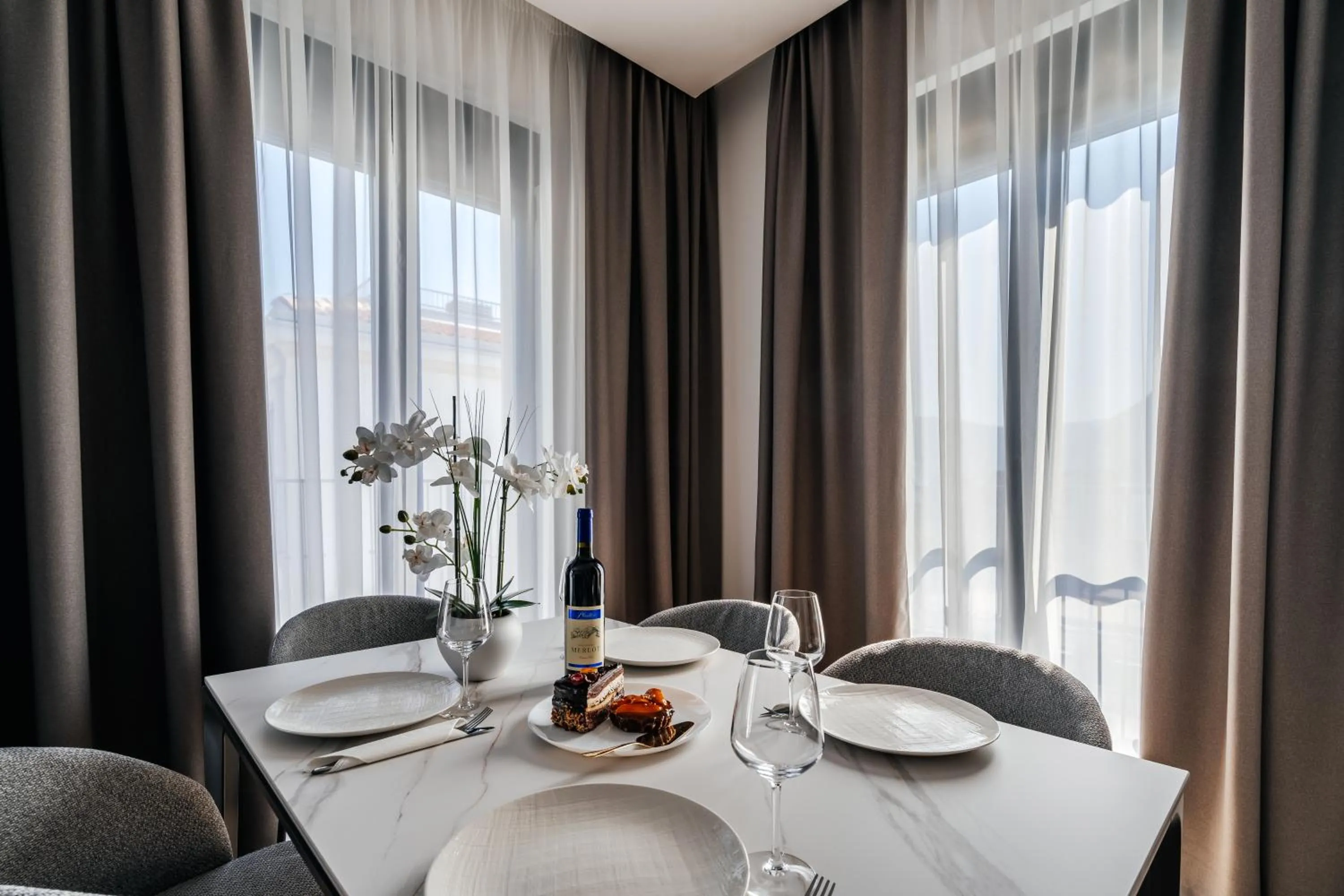 Dining area in Risan Bay