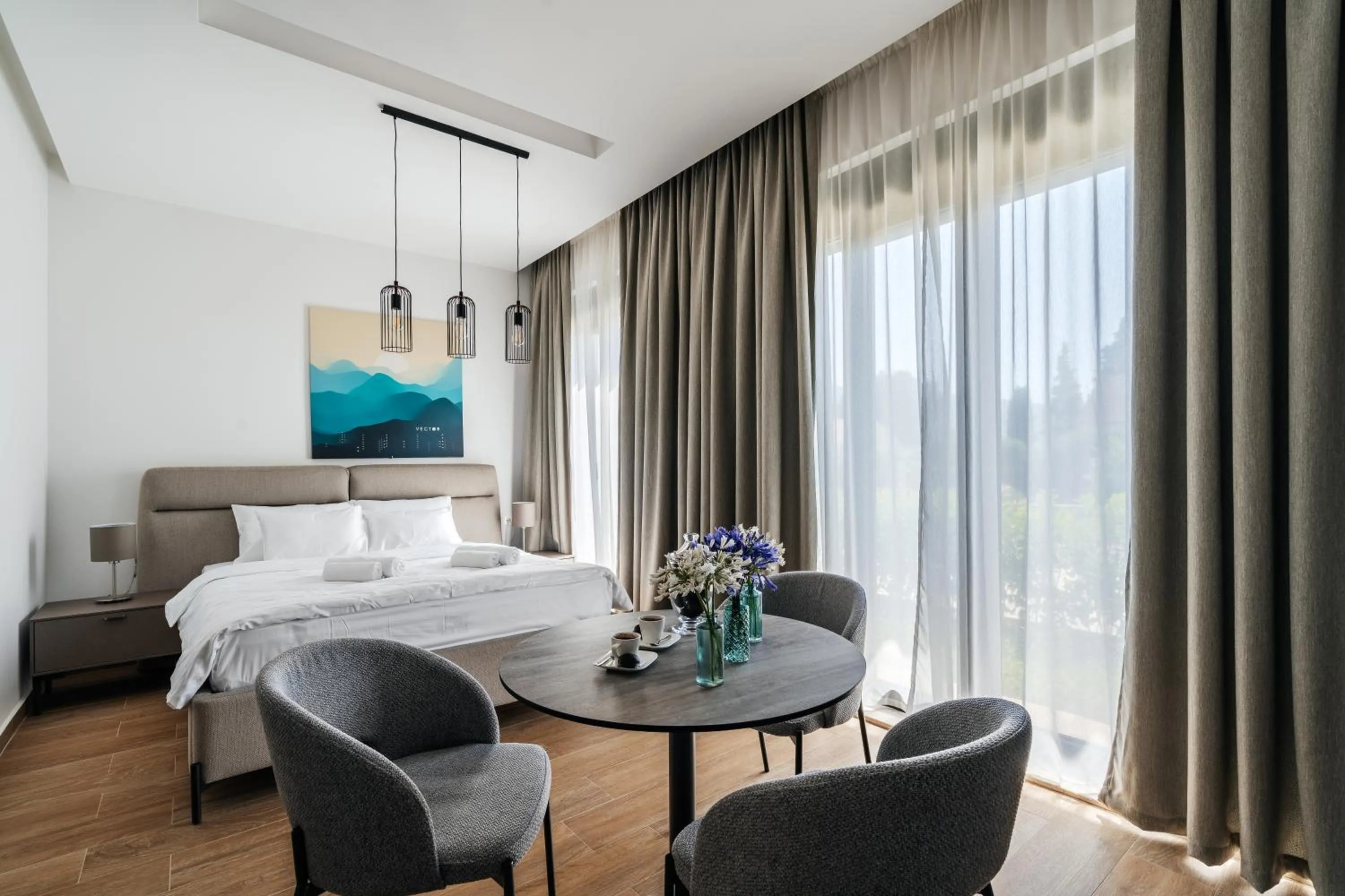 Bedroom, Bed in Risan Bay