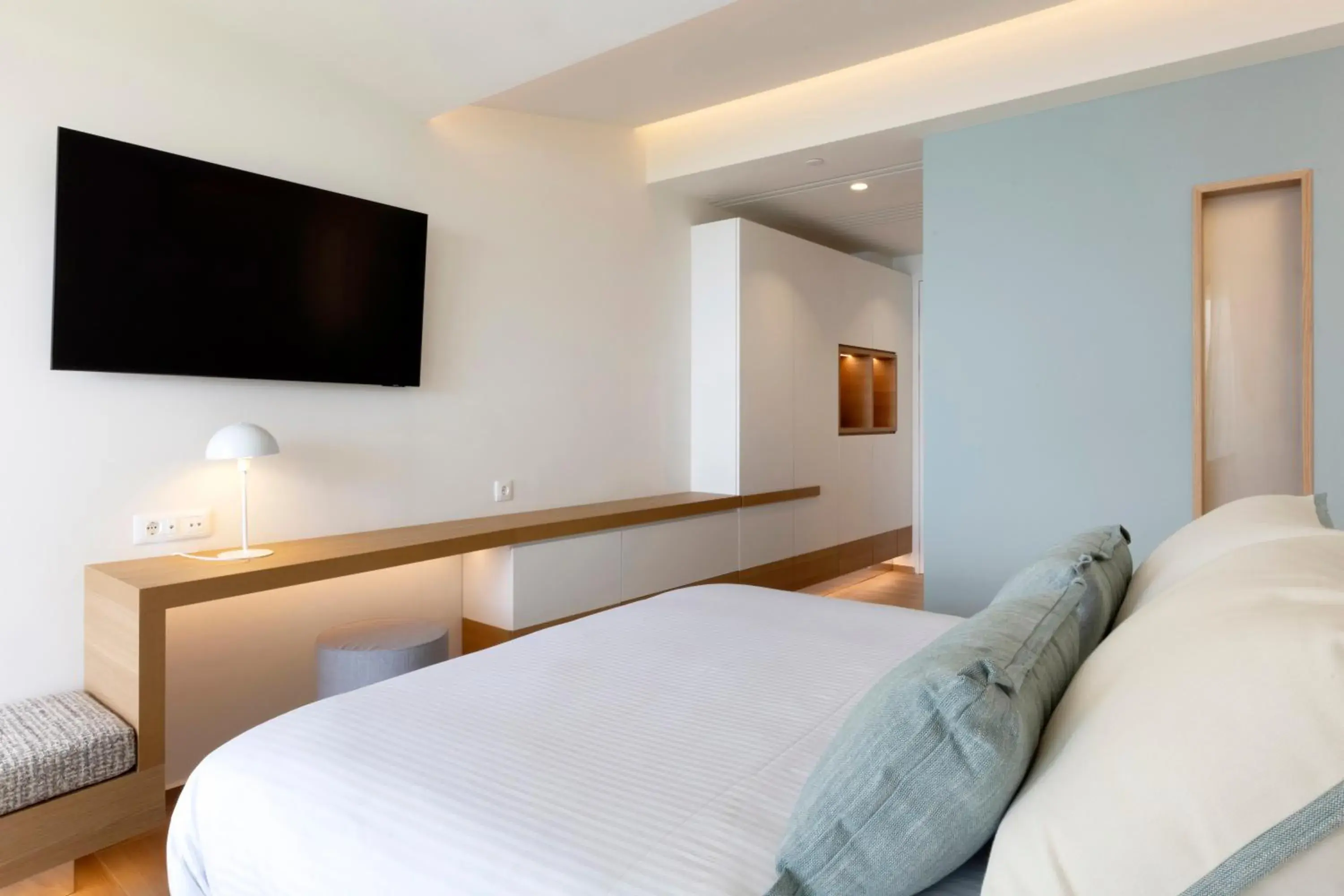 Double Panorama Room with Sea View in Mirage Chalkida City Resort Double Panorama Room with Sea View in Mirage Chalkida City Resort