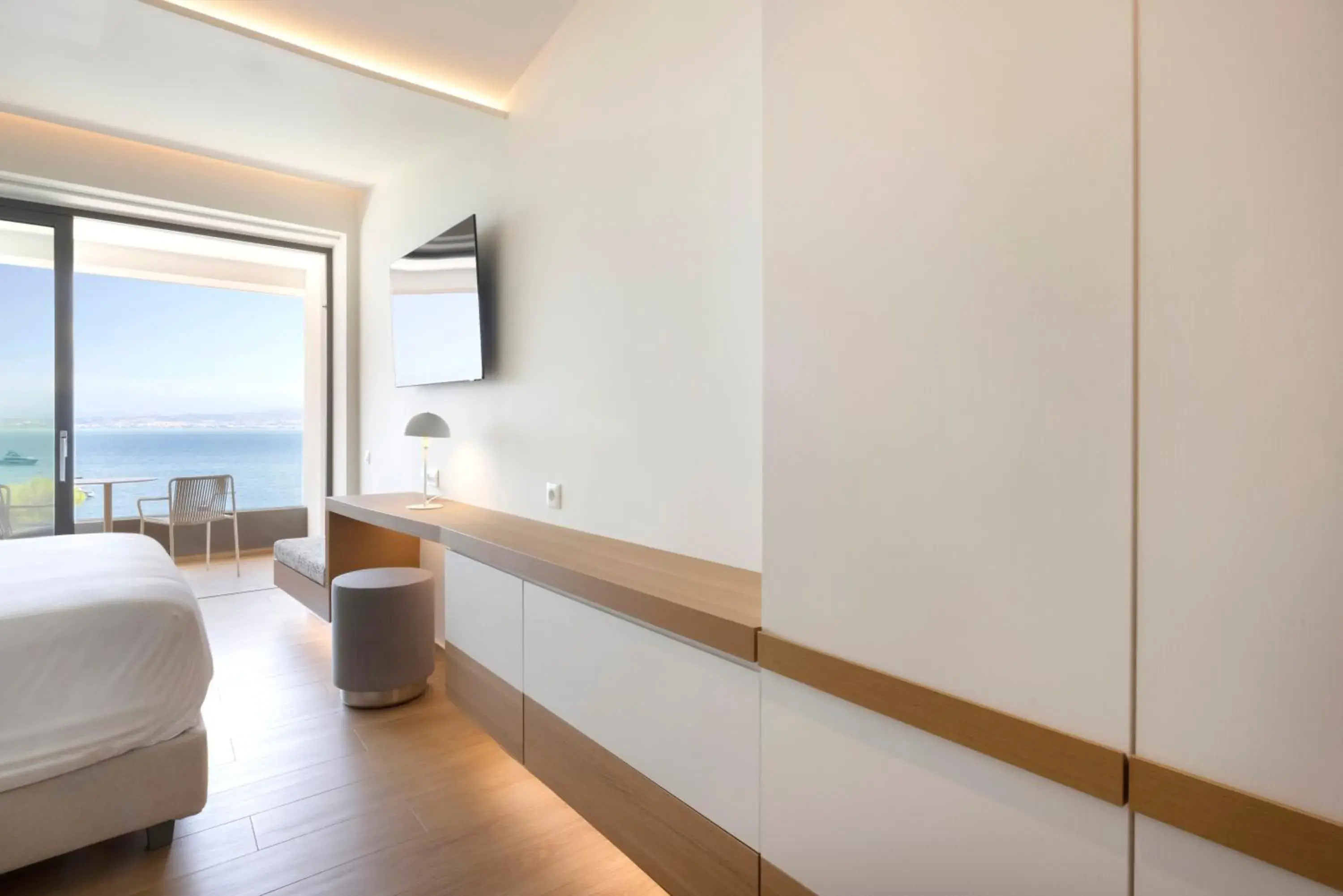 Double Panorama Room with Sea View in Mirage Chalkida City Resort Double Panorama Room with Sea View in Mirage Chalkida City Resort