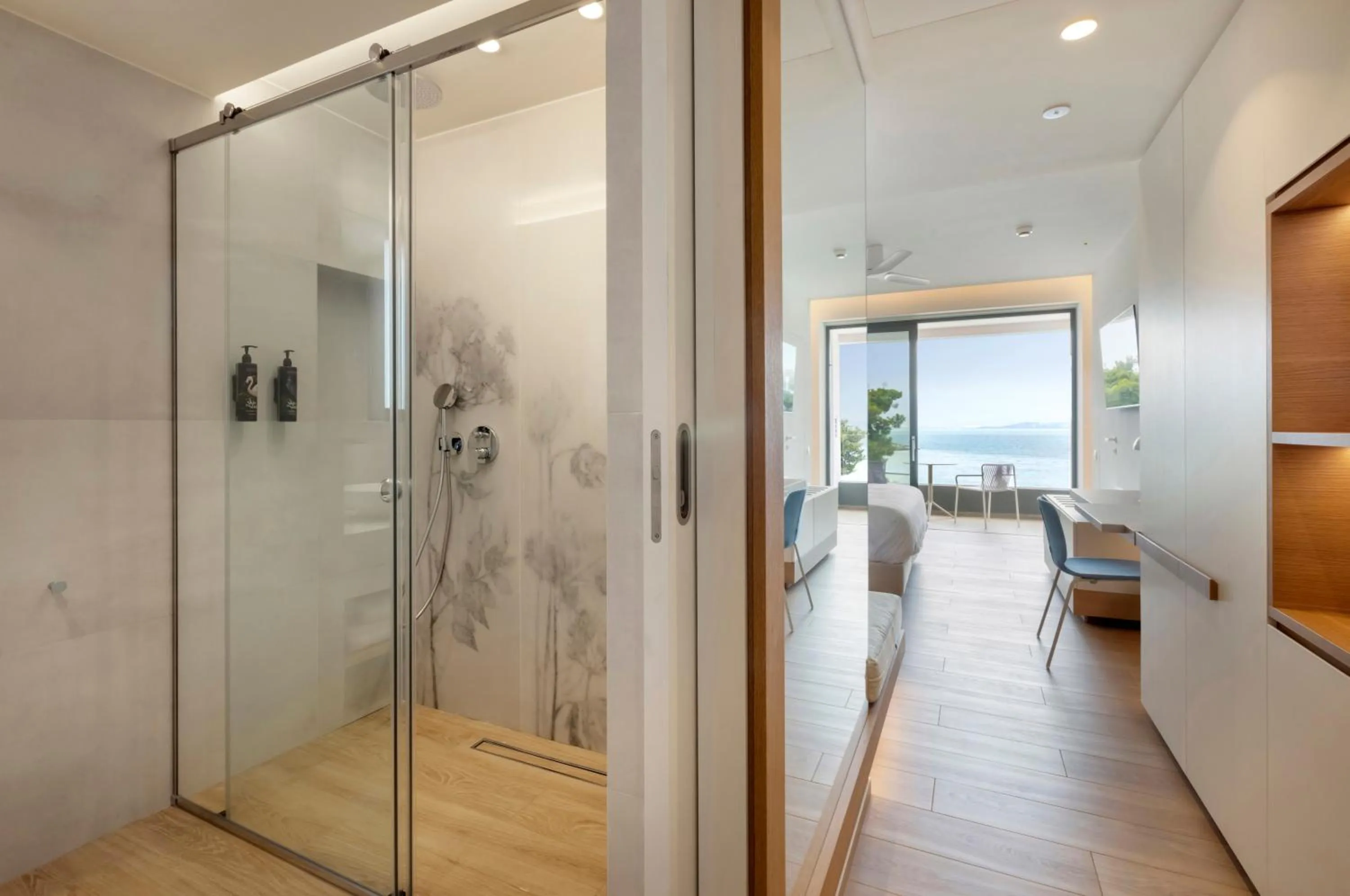 Bathroom in Mirage Chalkida City Resort