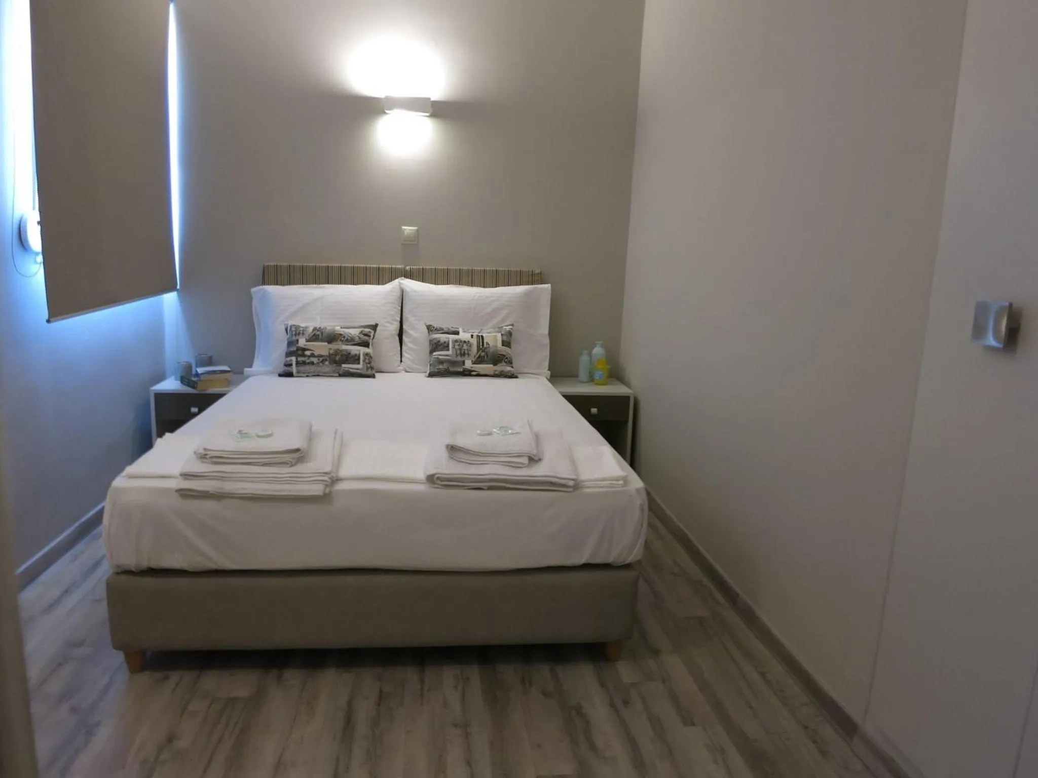 Photo of the whole room, Bed in Pantheon Aparthotel