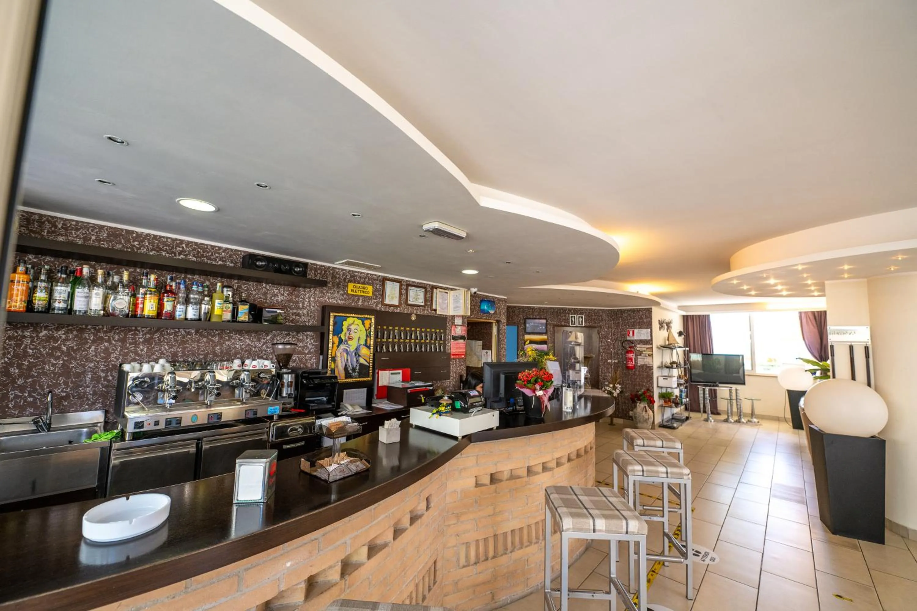 Lounge or bar in Di Matteo Hotel