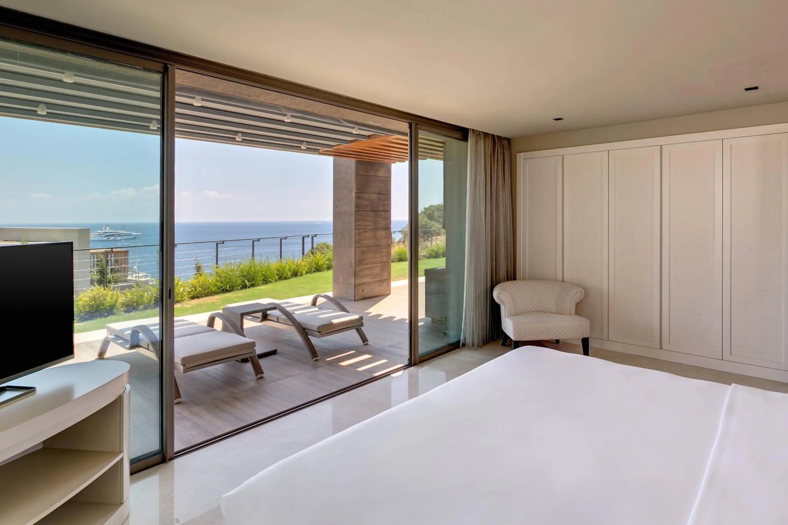 Bedroom, Bed in Caresse, a Luxury Collection Resort & Spa, Bodrum
