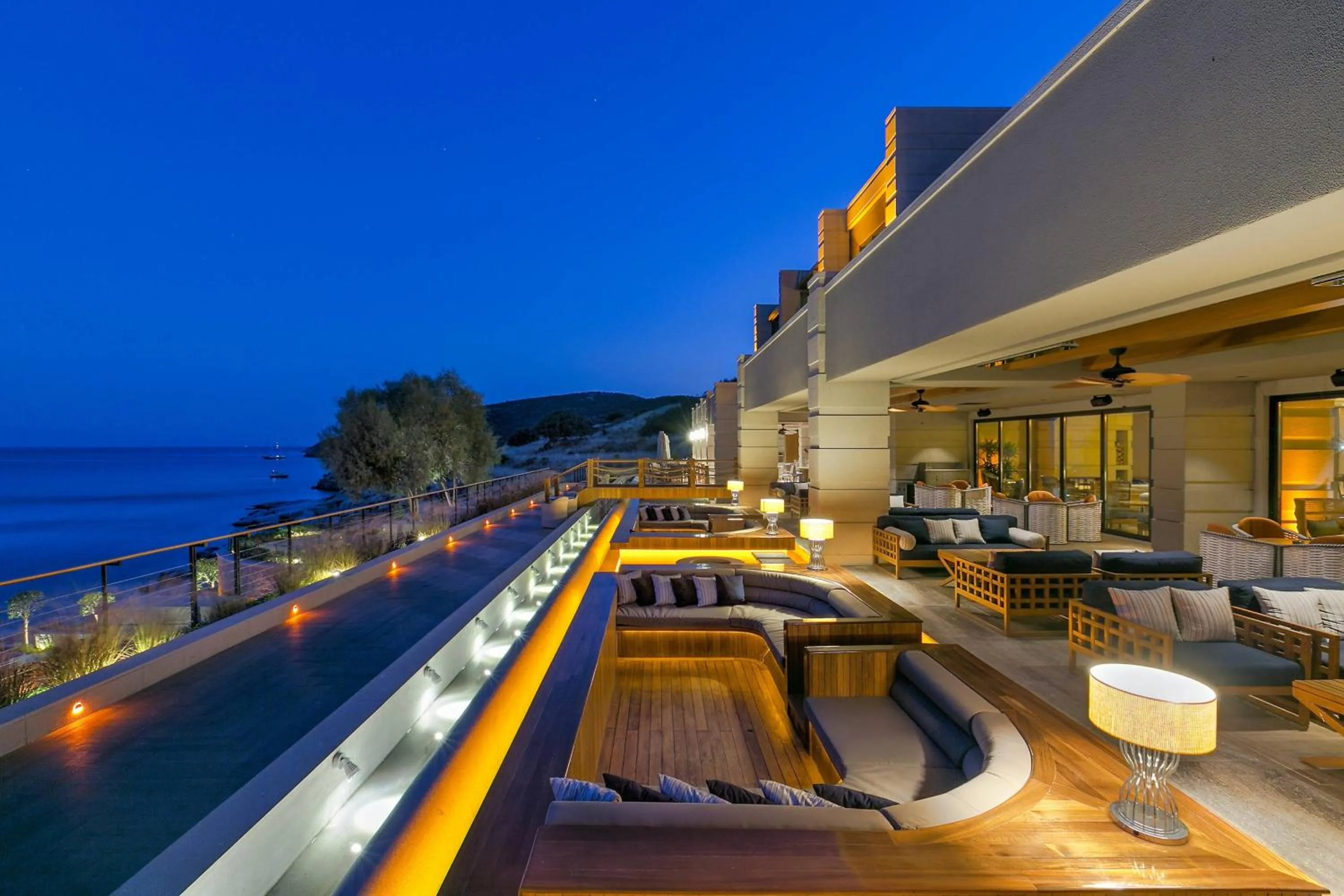 Lounge or bar in Caresse, a Luxury Collection Resort & Spa, Bodrum