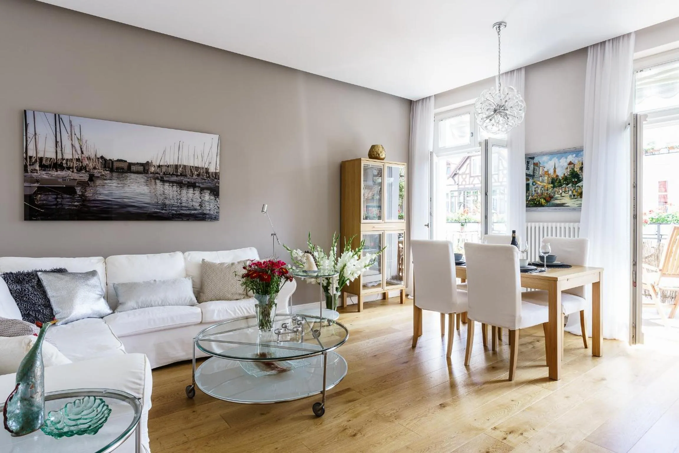 Apartment with Balcony - Helska 4/9 Street in Apartments Factory
