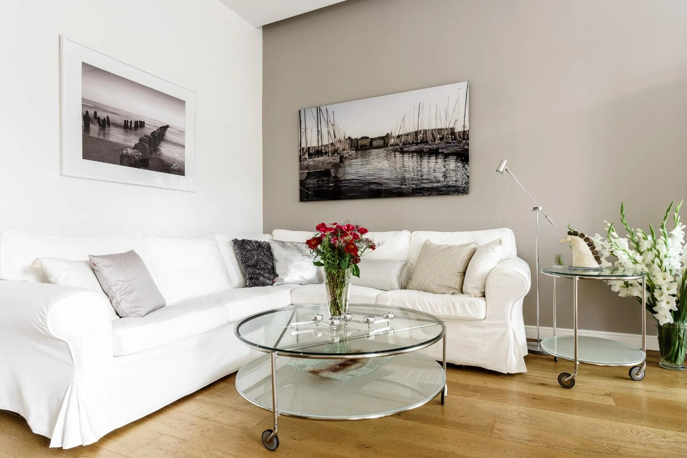 Apartment with Balcony - Helska 4/9 Street in Apartments Factory