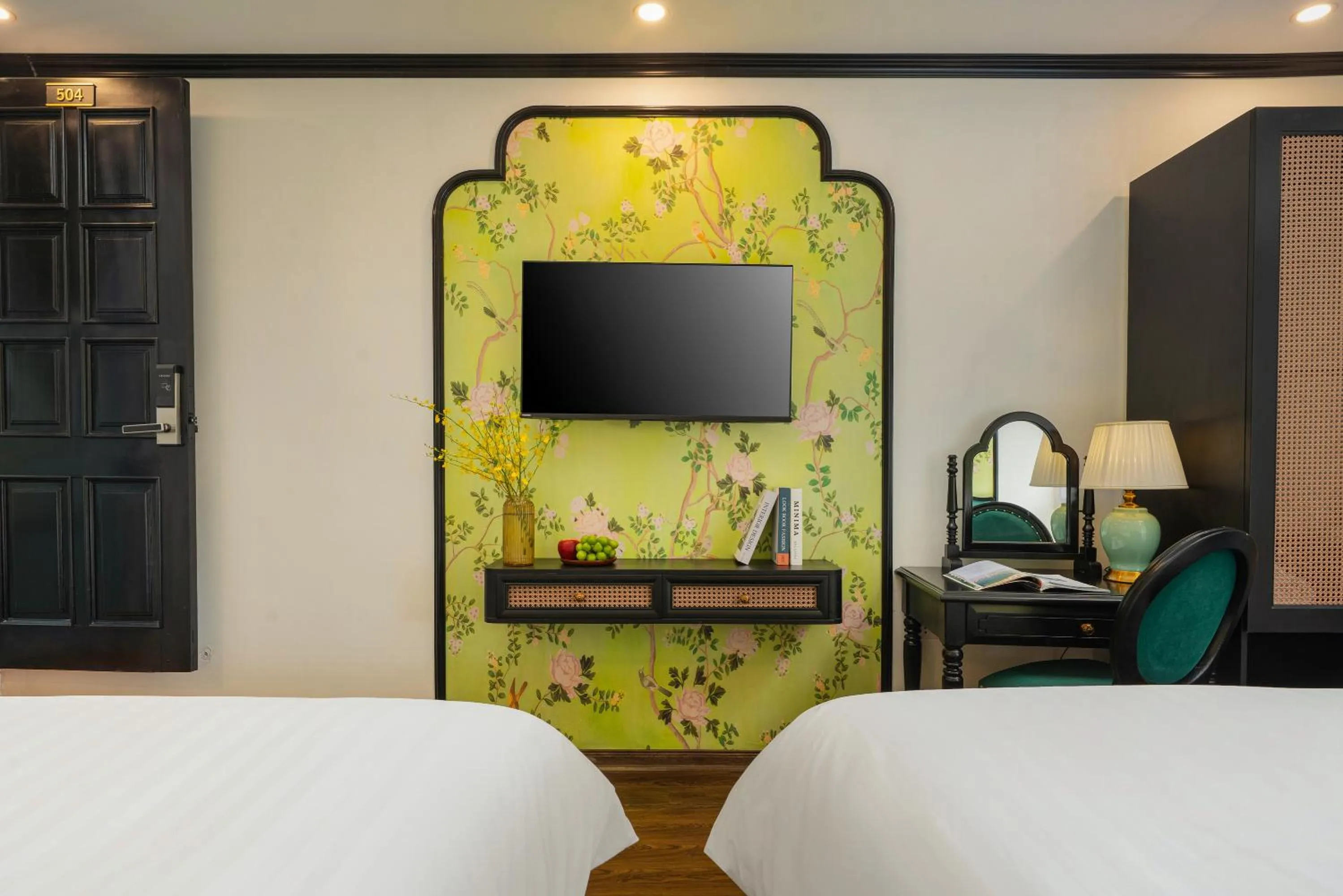 Bed in Hanoi Jasmine Premium Hotel & Travel