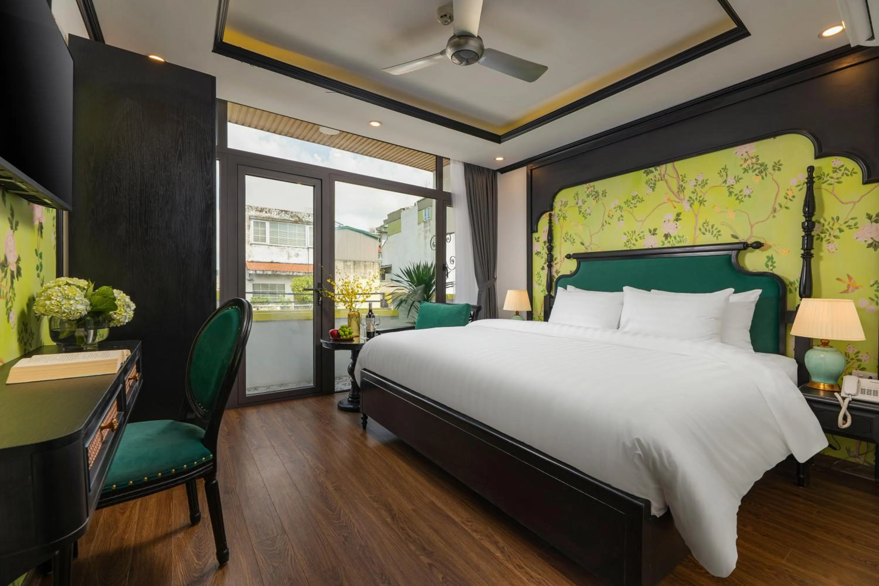 Bed in Hanoi Jasmine Premium Hotel & Travel