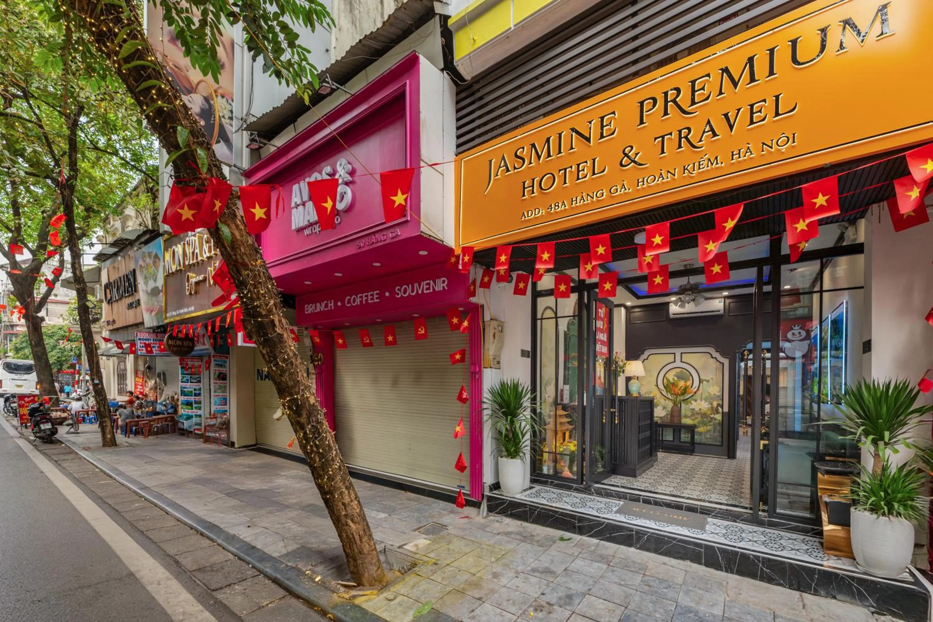Property building in Hanoi Jasmine Premium Hotel & Travel