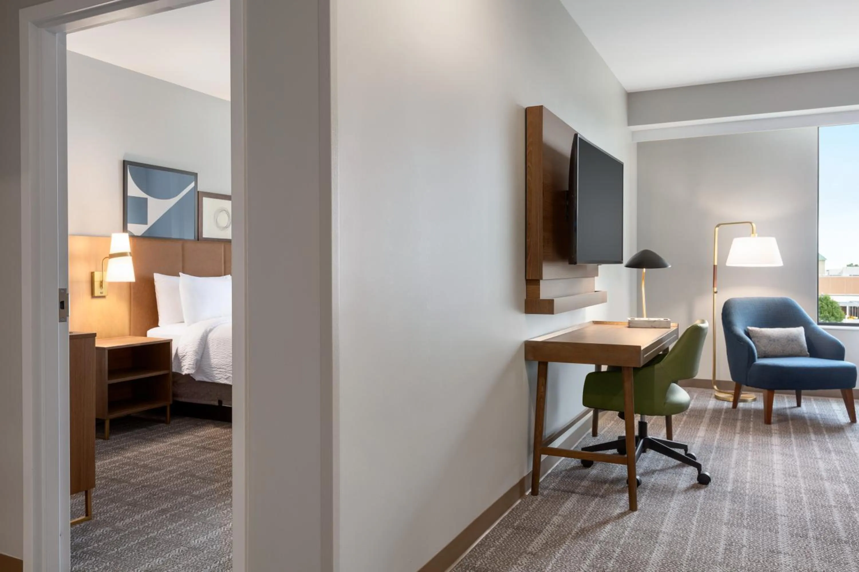 TV and multimedia, Bed in Staybridge Suites Indianapolis South - Greenwood by IHG