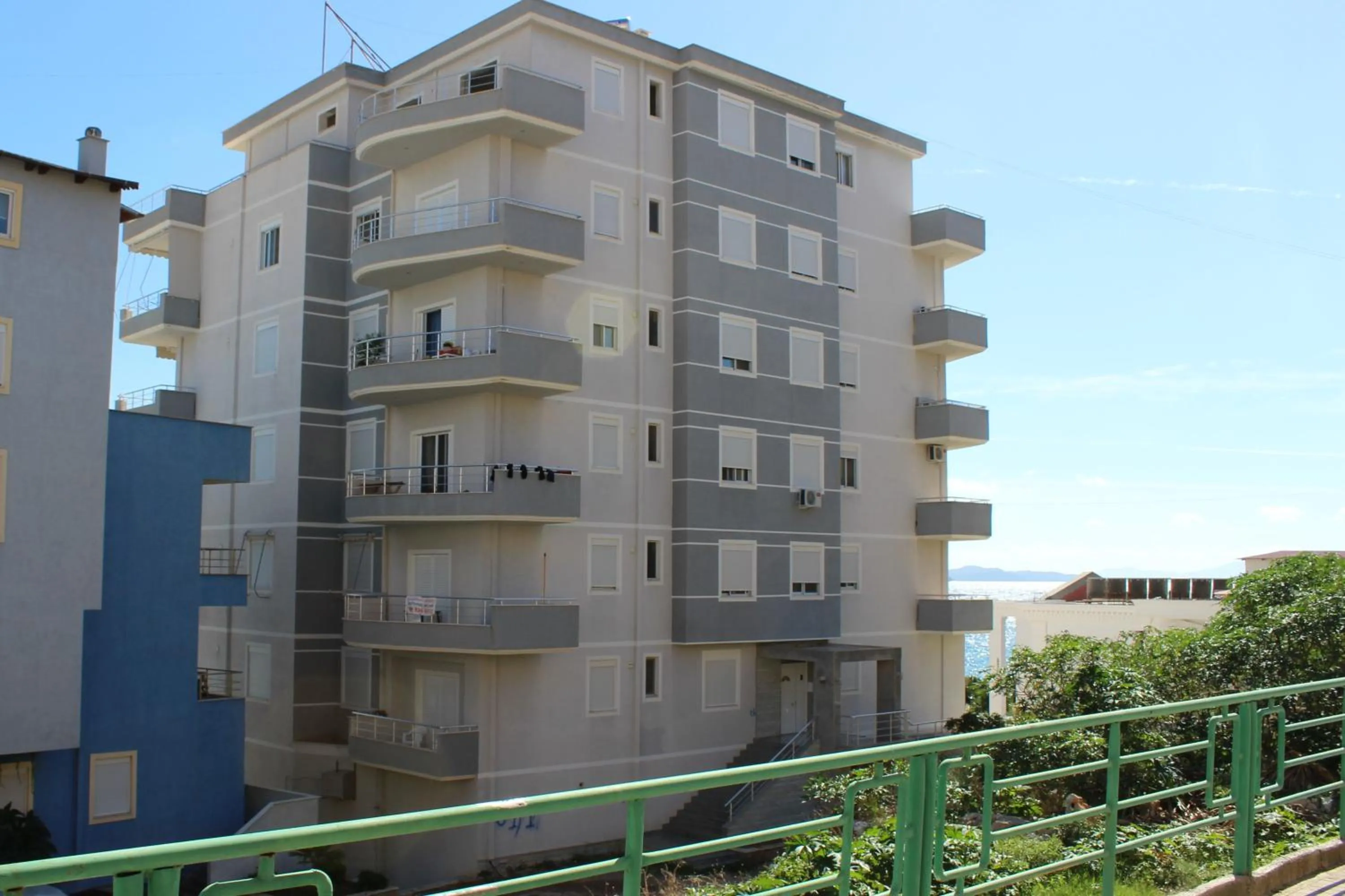 Facade/entrance in Port Side Sarande