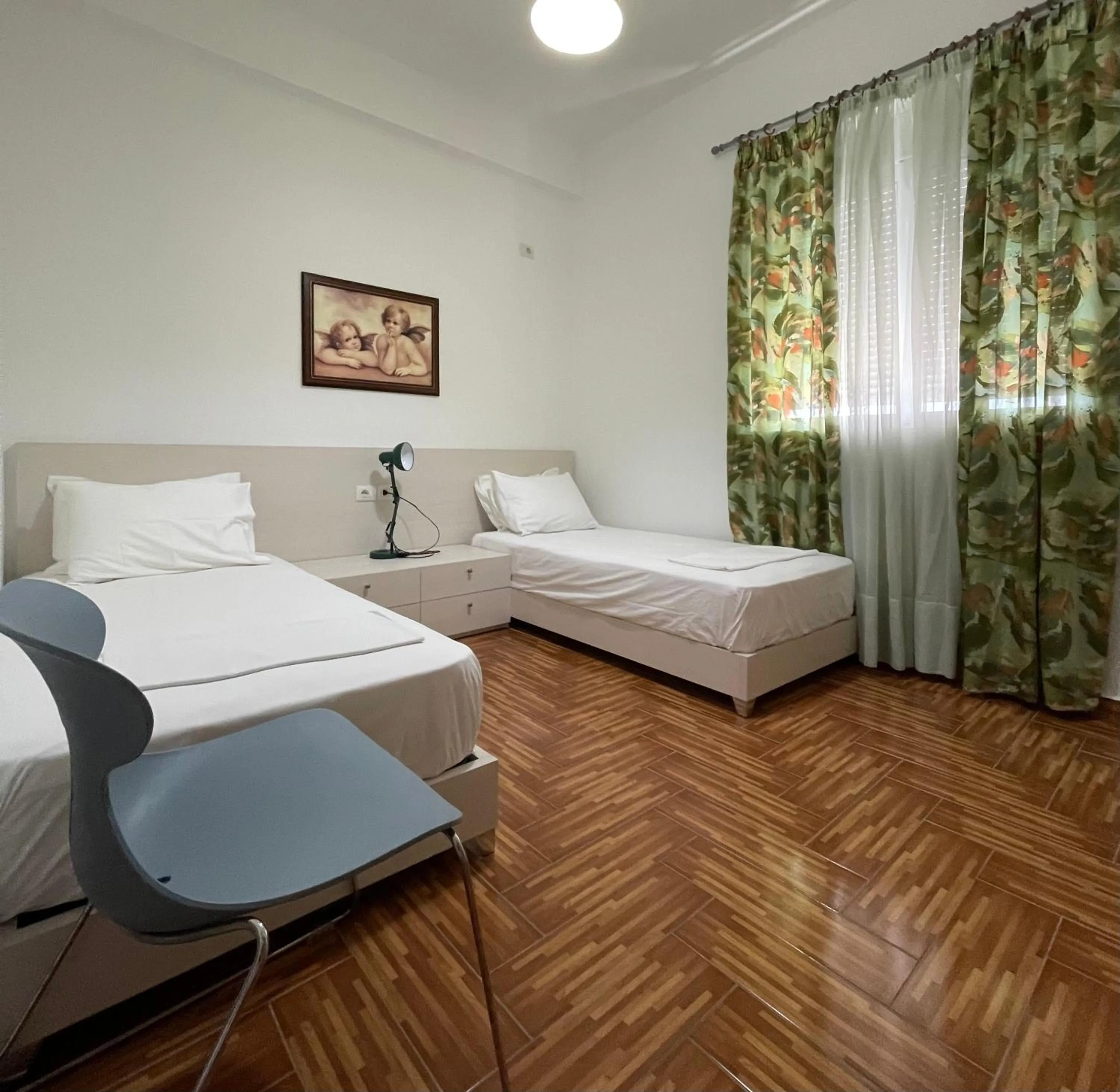 Bed in Port Side Sarande