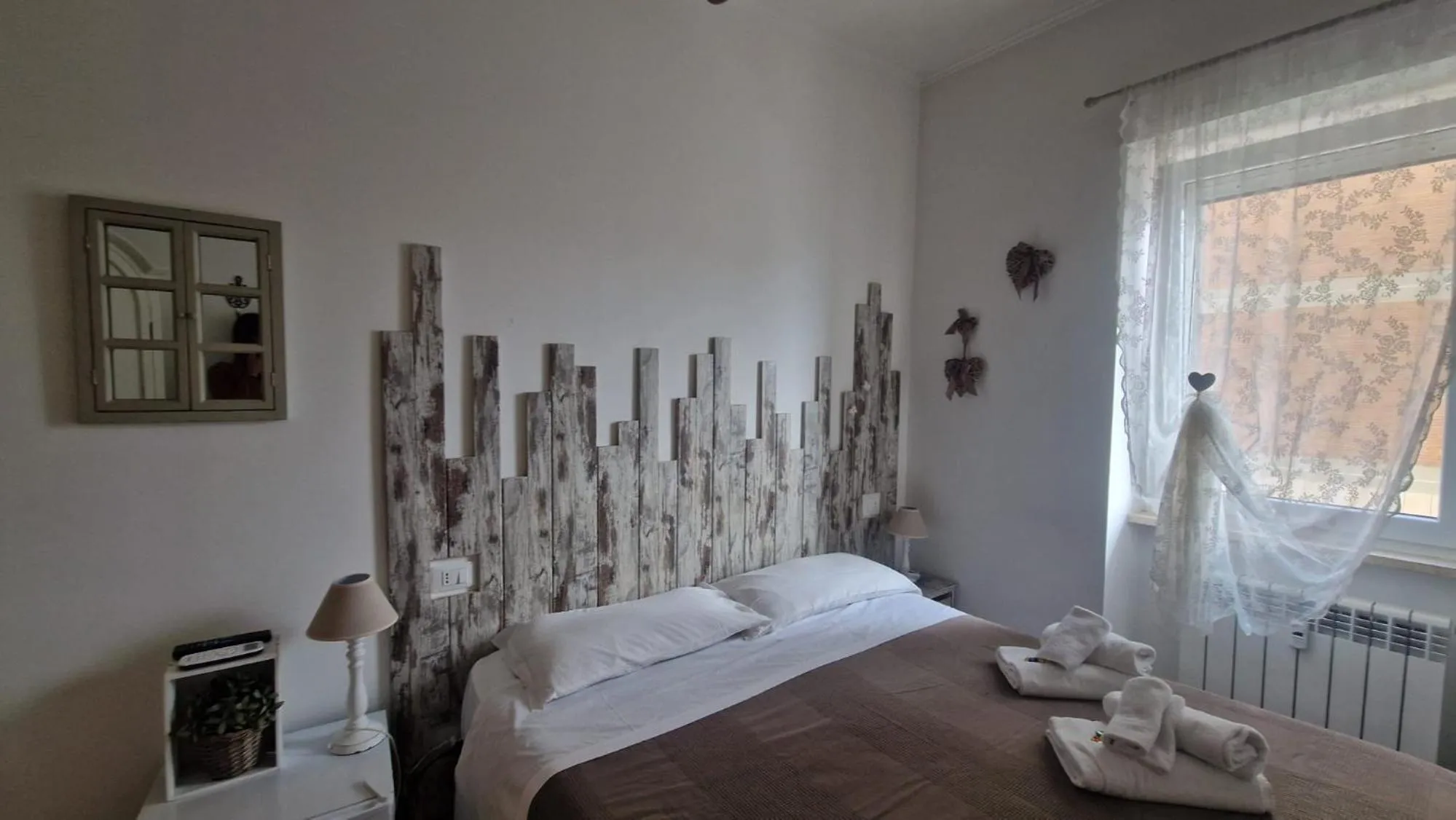 Photo of the whole room, Bed in Il Mare Di Roma