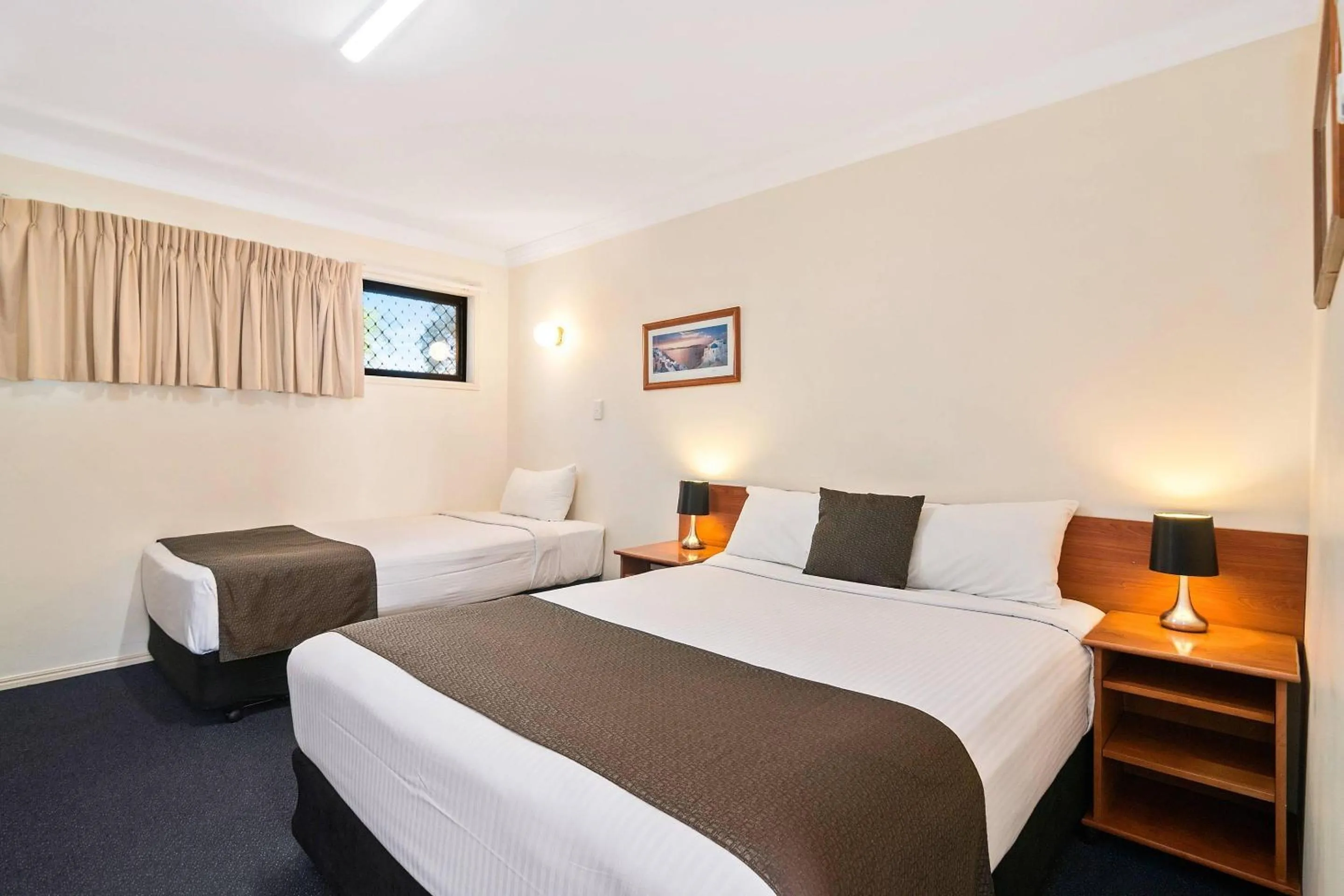 Bedroom, Bed in Econo Lodge Waterford