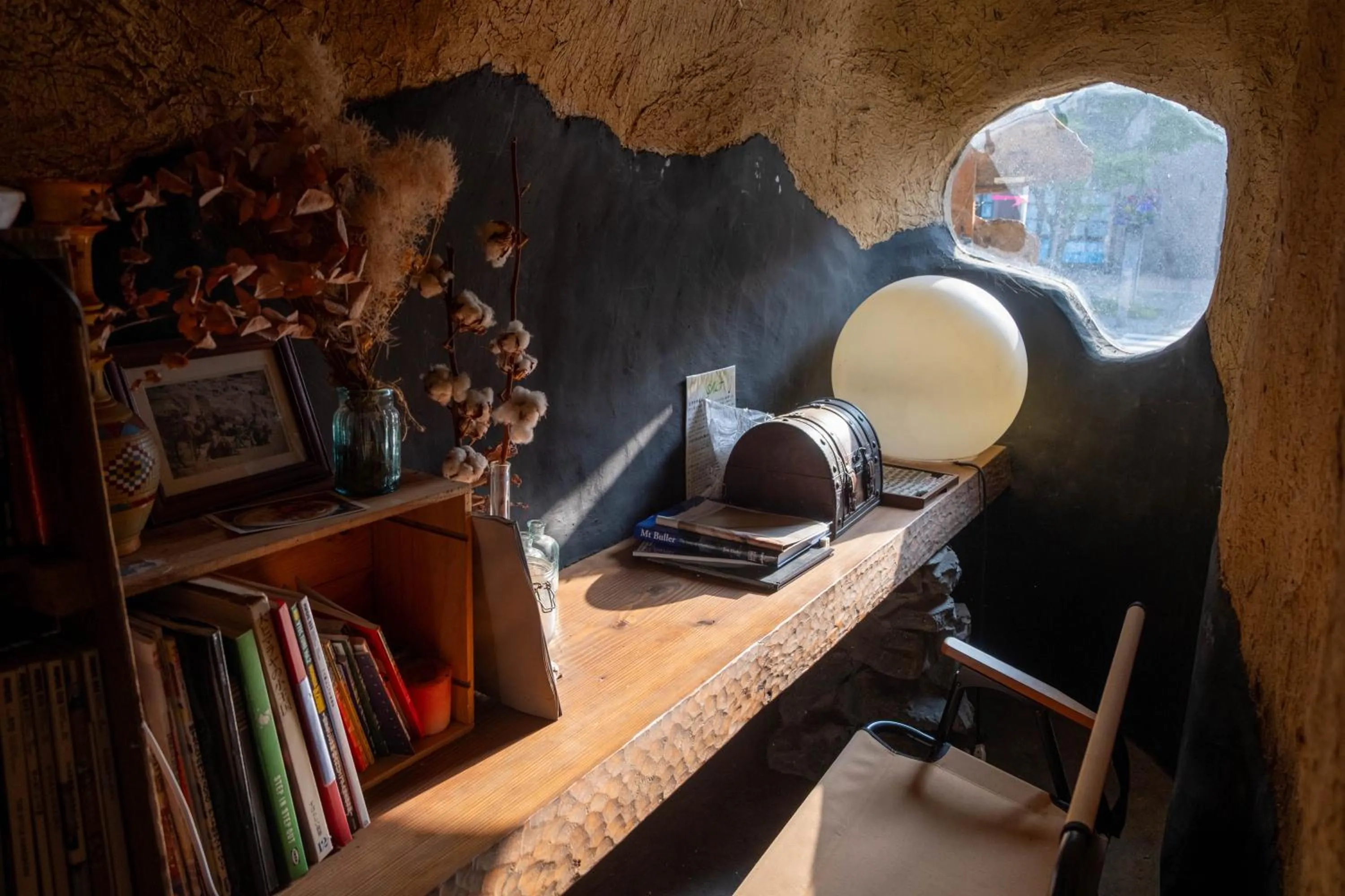 Living room in Worldtreck Dinner & Guesthouse Pise