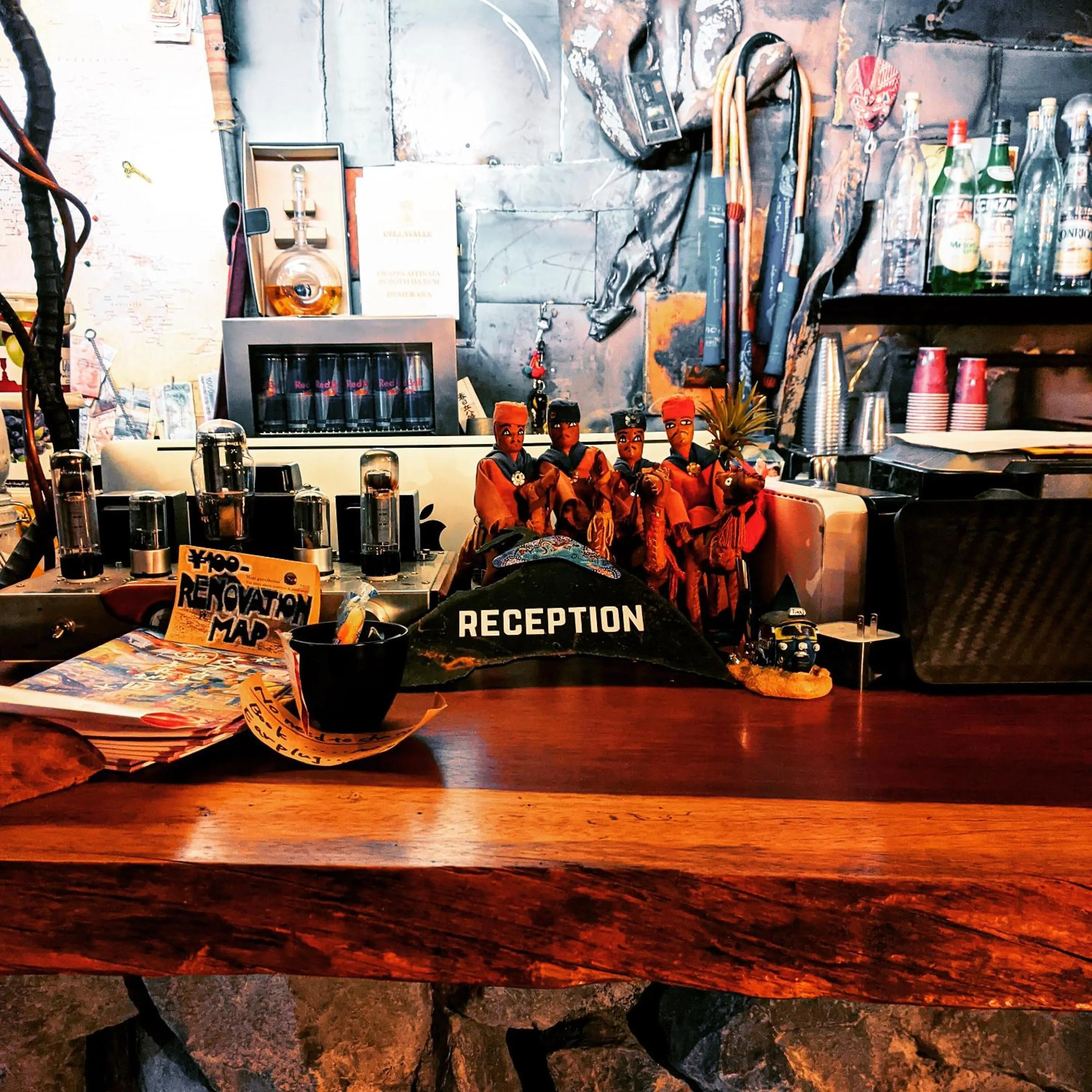 Lounge or bar in Worldtreck Dinner & Guesthouse Pise