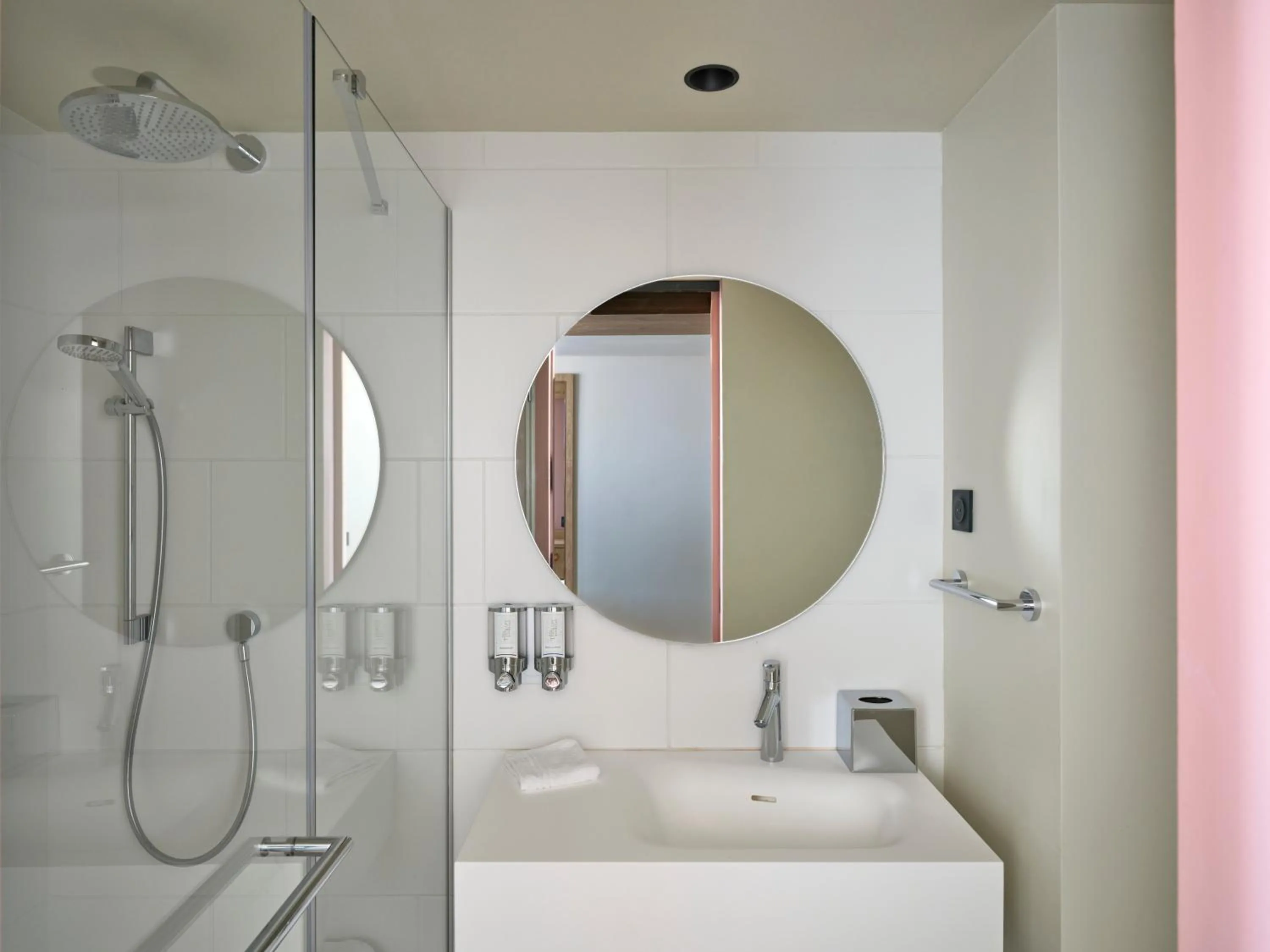 Bathroom in Hampton By Hilton Lyon Airport