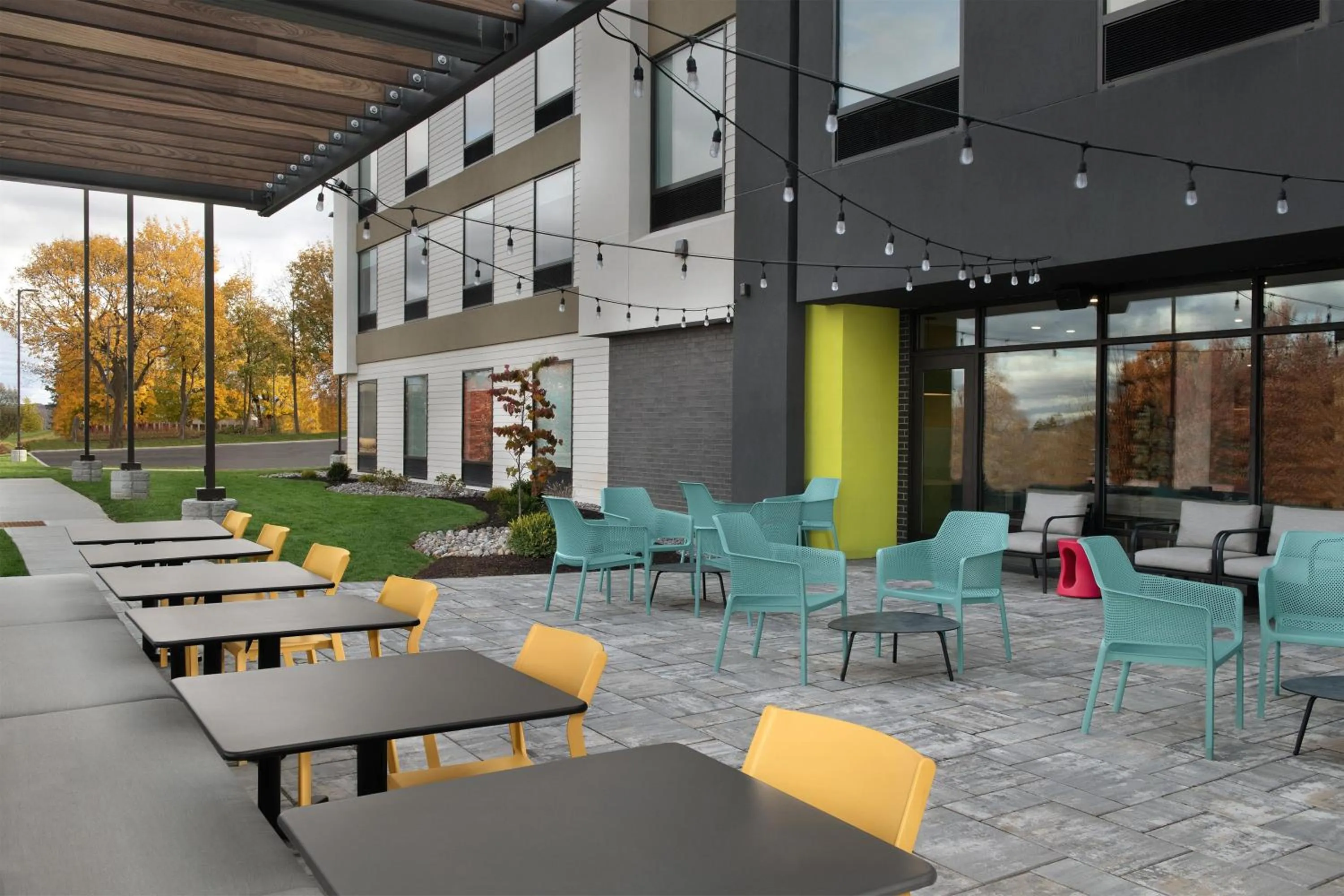 Patio in Home2 Suites By Hilton Syracuse Liverpool Airport Area